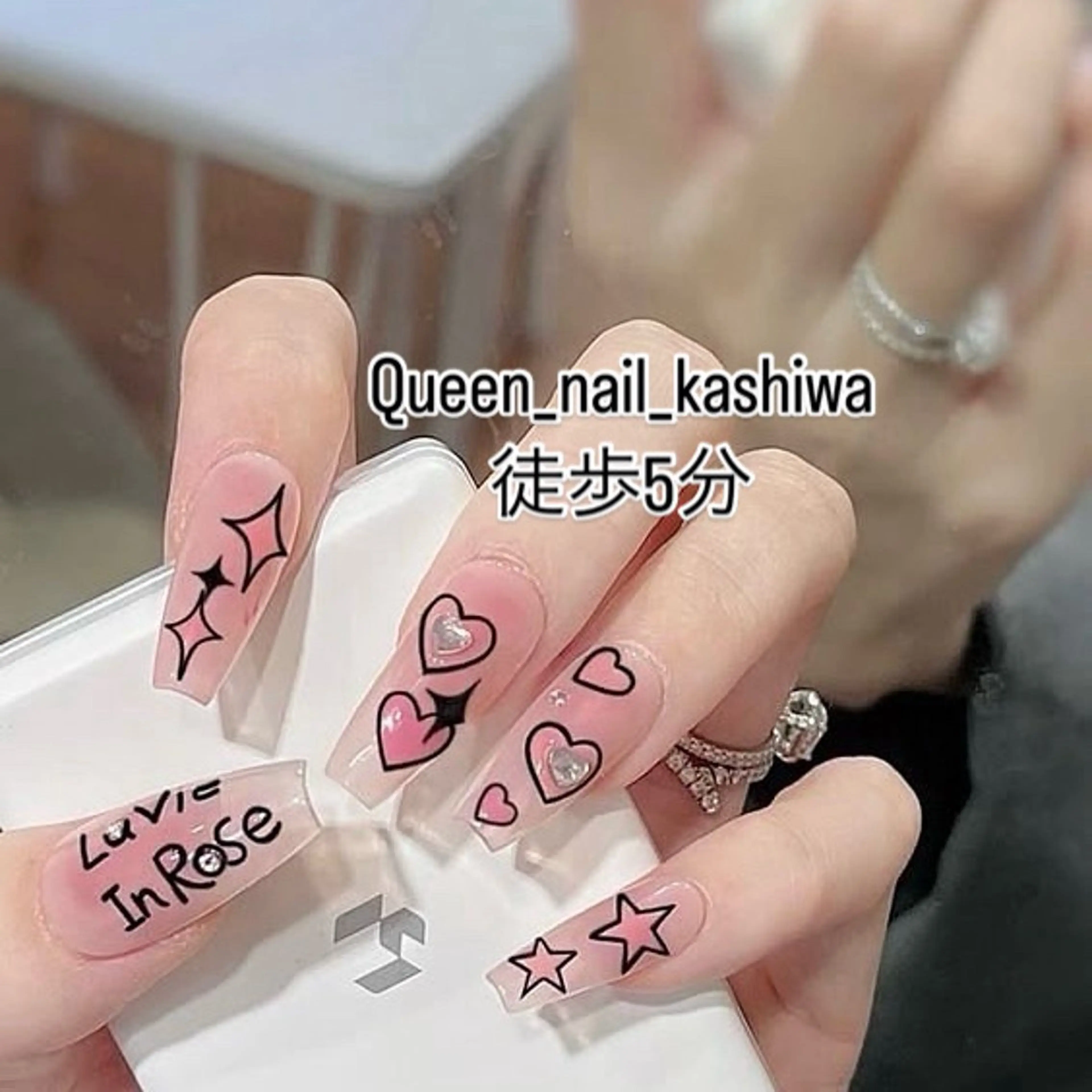 ネイル Queen Nail 柏店　クイーンネイルのネイルデザイン