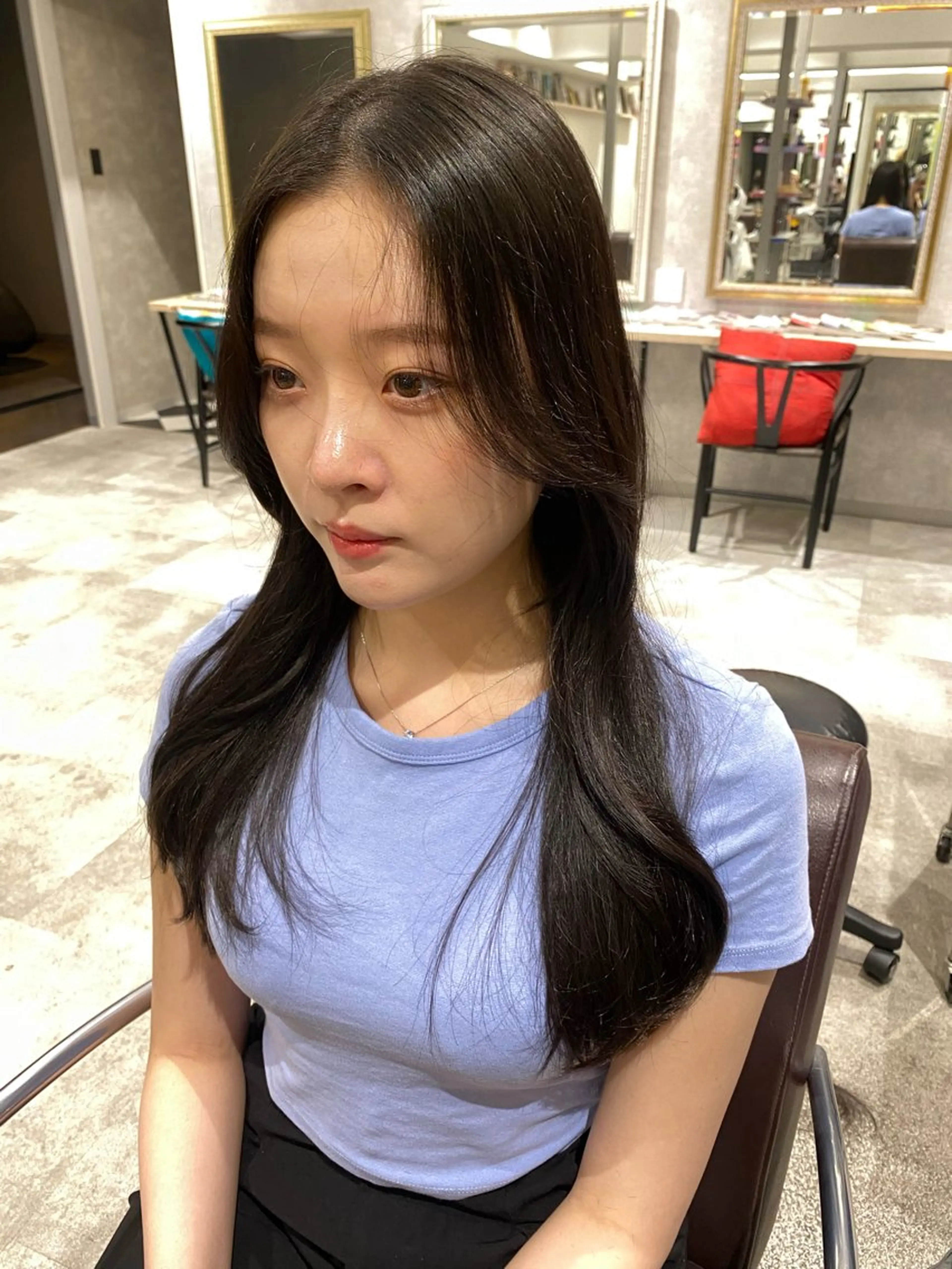 ロング カット ゅぃ /韓国風/顔周りのヘアスタイル