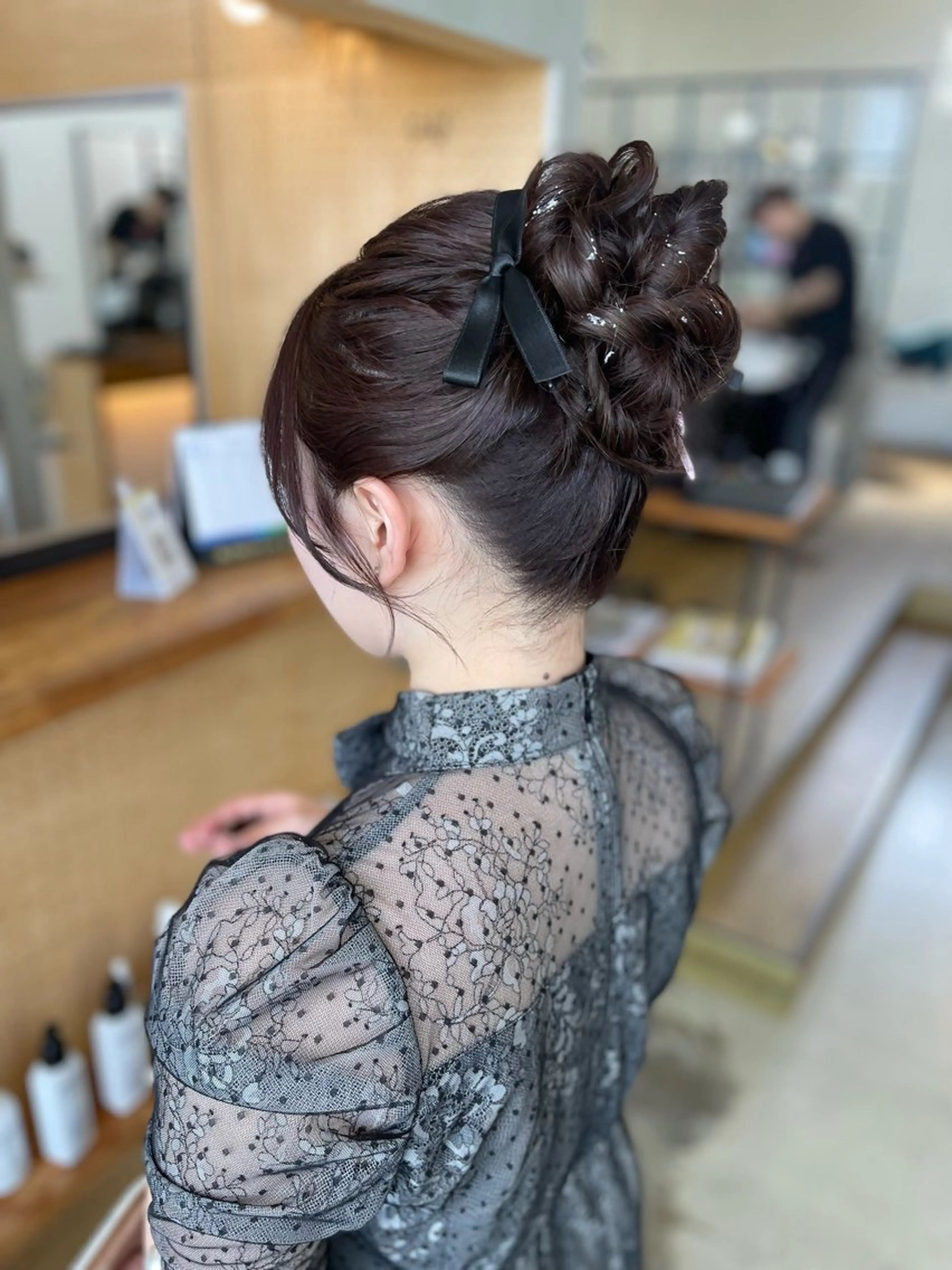 ヘアアレンジ お団子ヘア ヘアセット hairdesign Granz 平成店所属・志賀 美沙のヘアスタイル