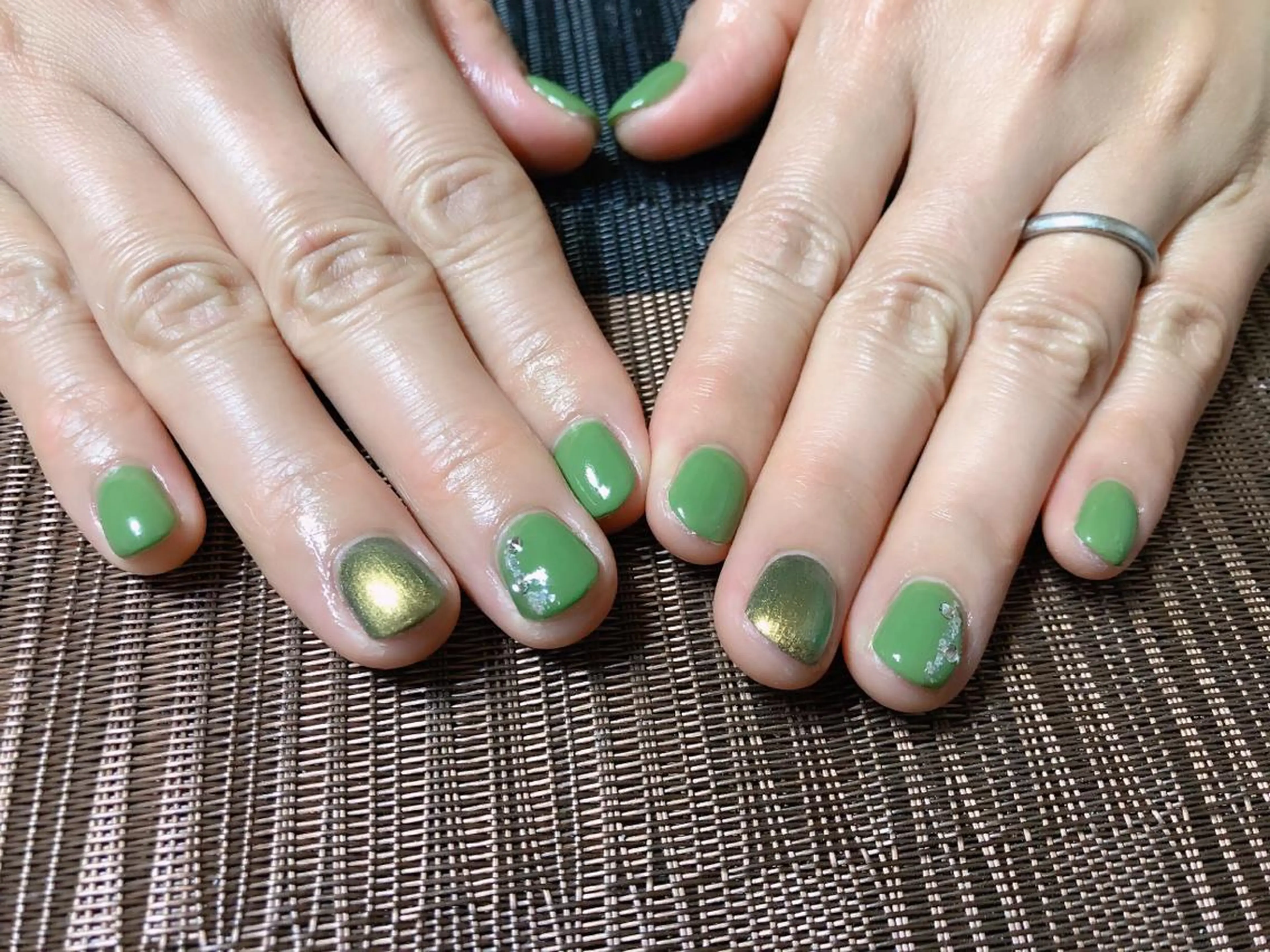 ネイル 伊藤 美里のネイルデザイン