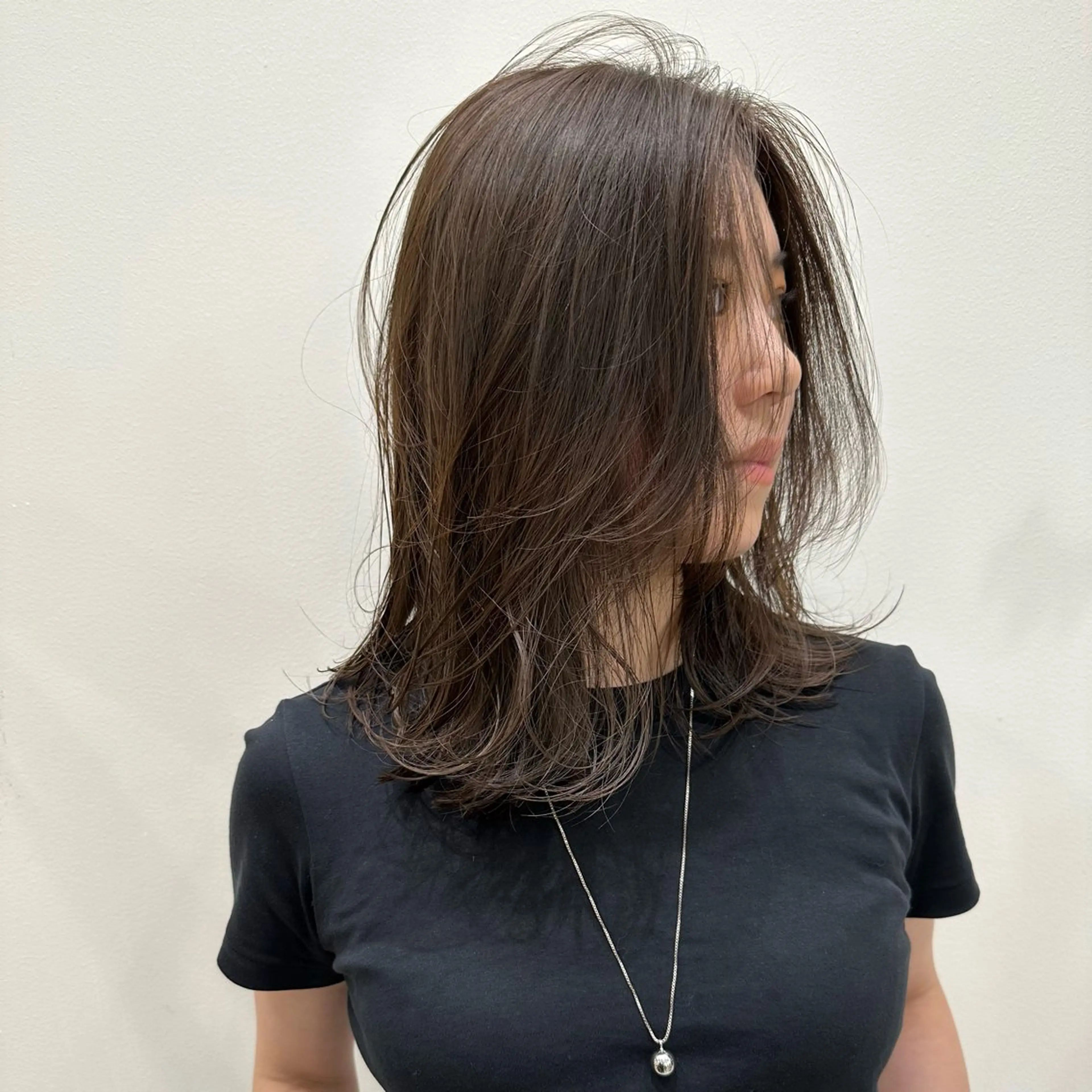 セミロング カラー ブリーチ グレージュ ブリーチなしカラー ⭐️ボブ/ショート りゅうしんのヘアスタイル