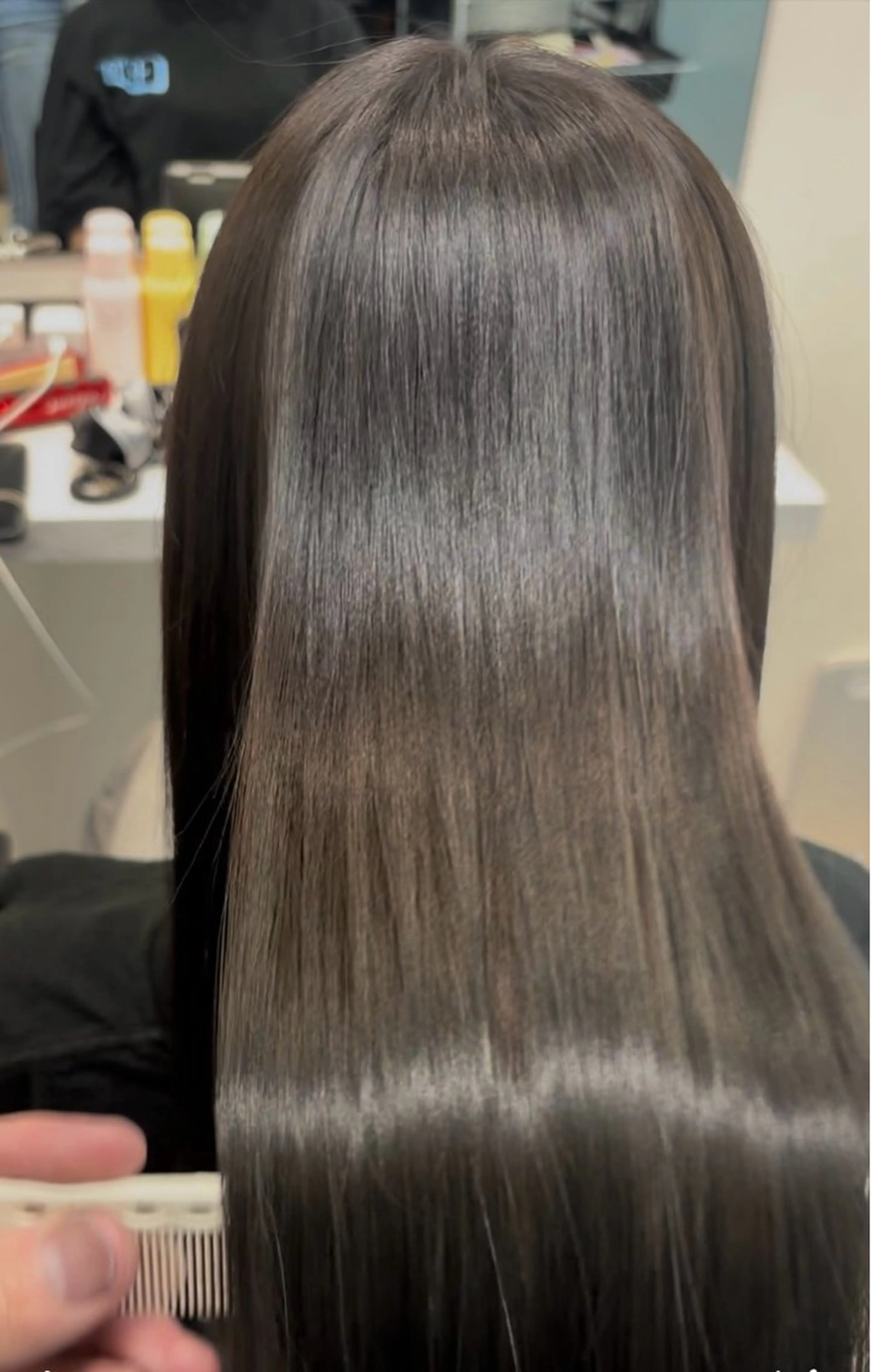 セミロング カット ヘアカラー トリートメント SALOWIN梅田　　サロウィン所属・縮毛•酸性矯正特化/ 美髪•髪質改善/KJのヘアスタイル