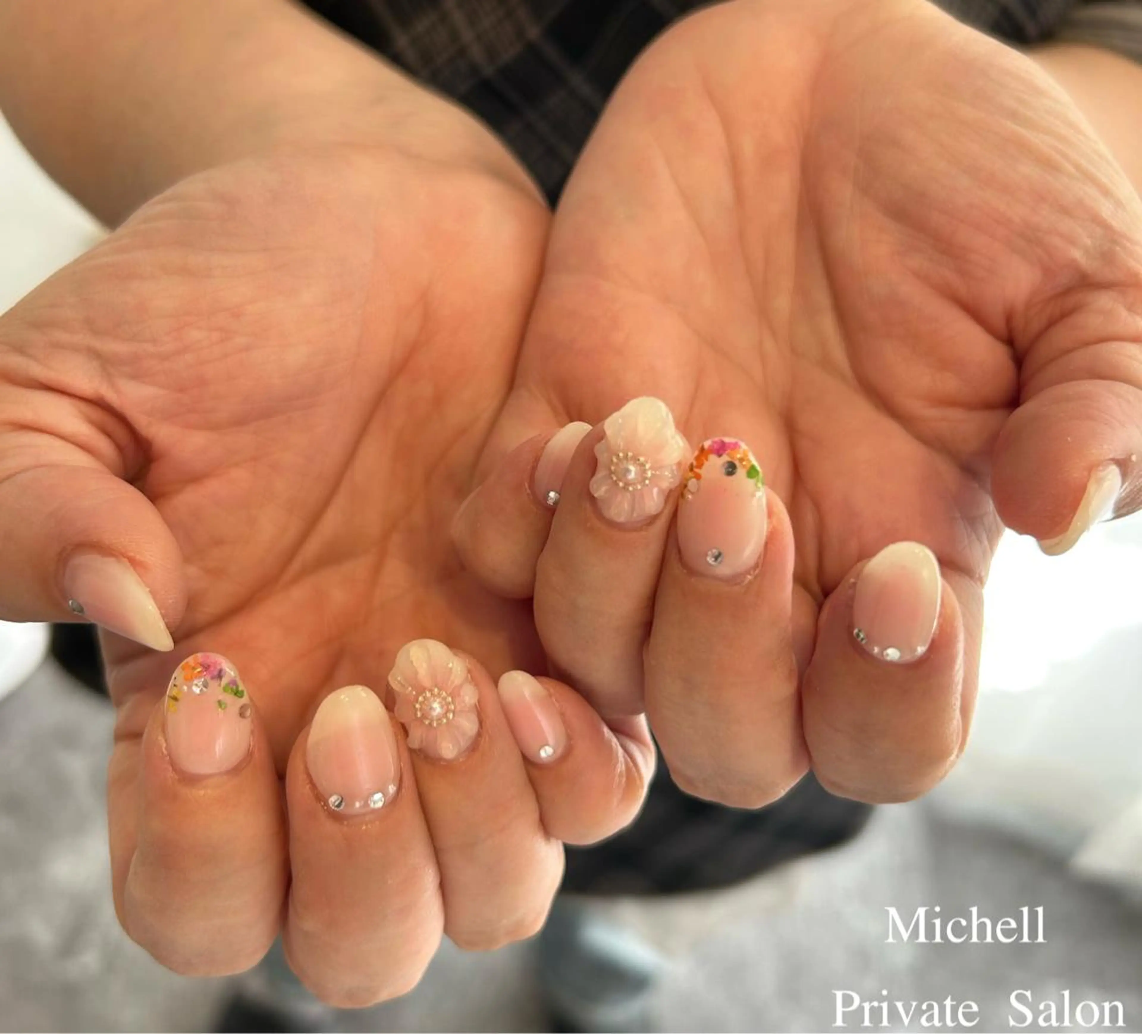 ネイル Michell Pr ivateSalonのネイルデザイン