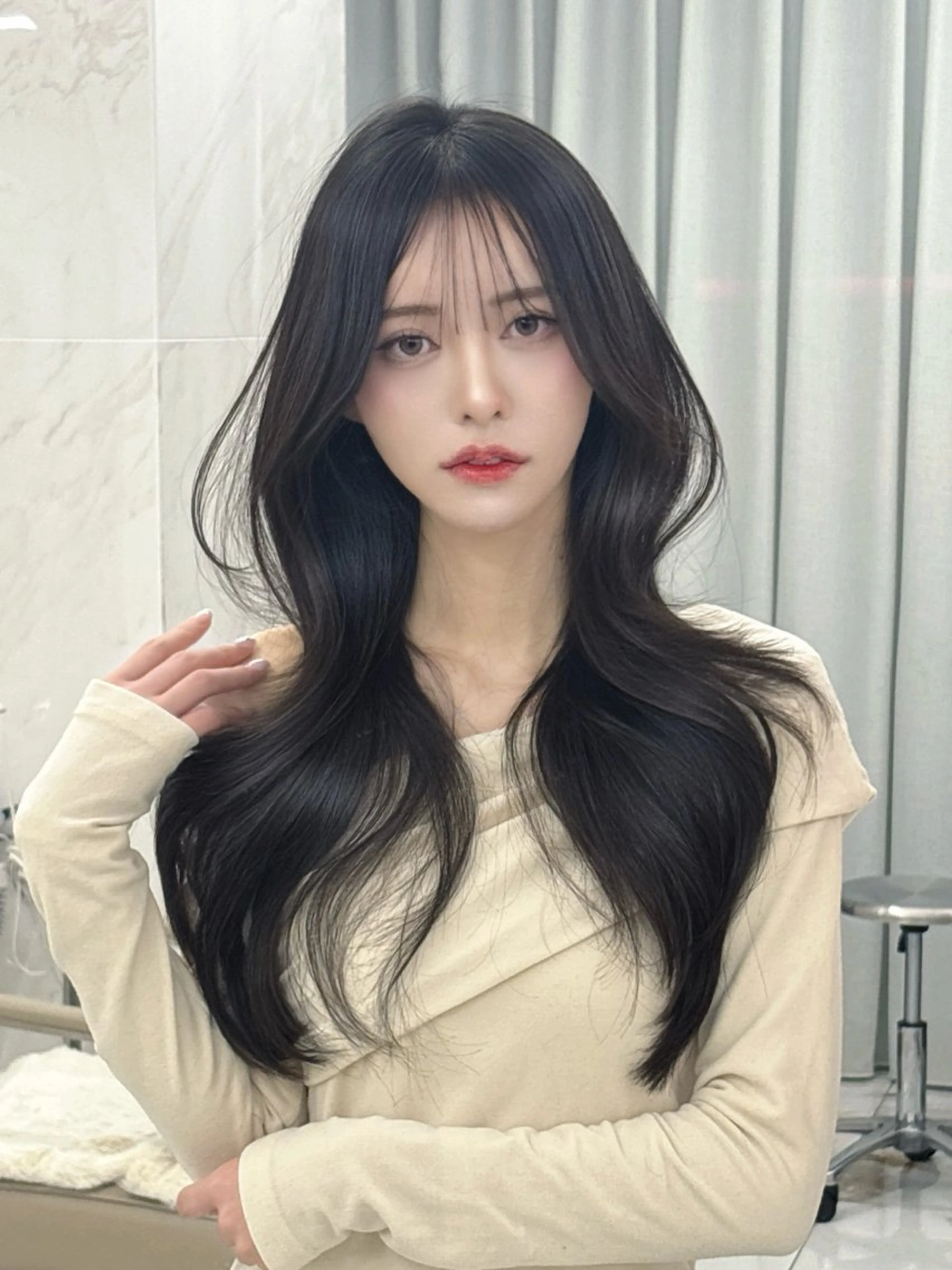 ロング kiti SAKAE所属・HARU/顔周り /ワンホンレイヤーのヘアスタイル