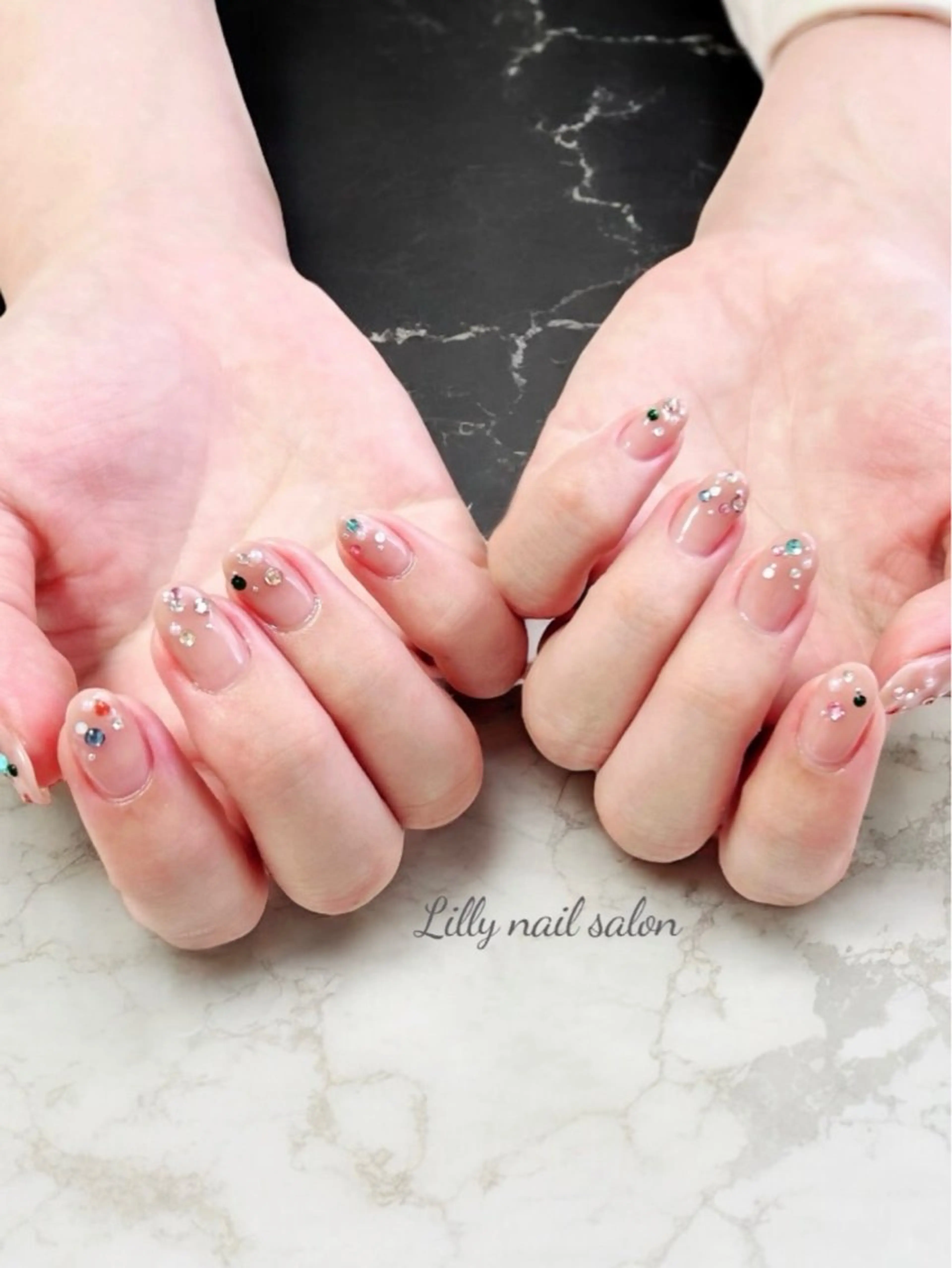 ネイル Lilly nail Mikuのネイルデザイン