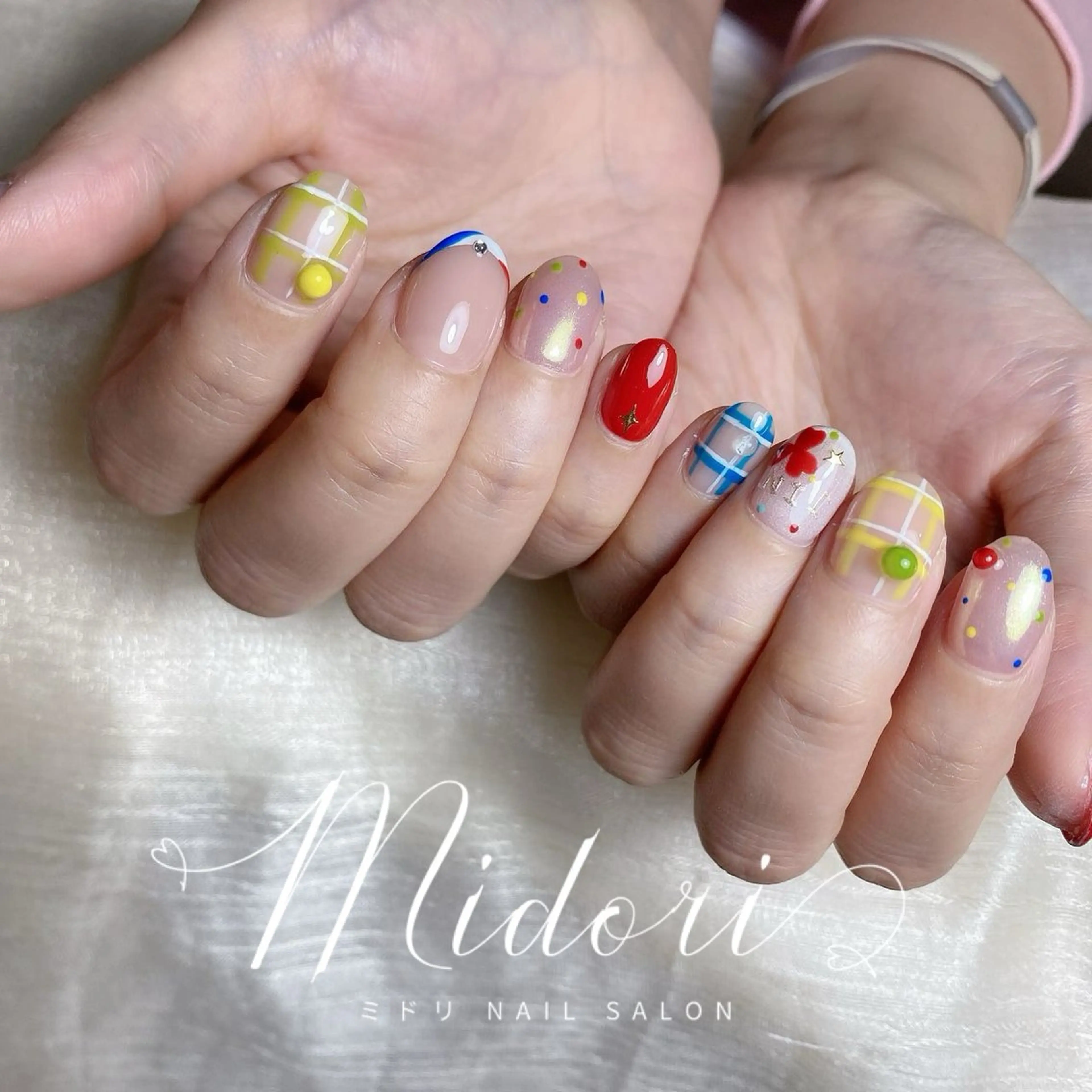 ネイル M eiのネイルデザイン