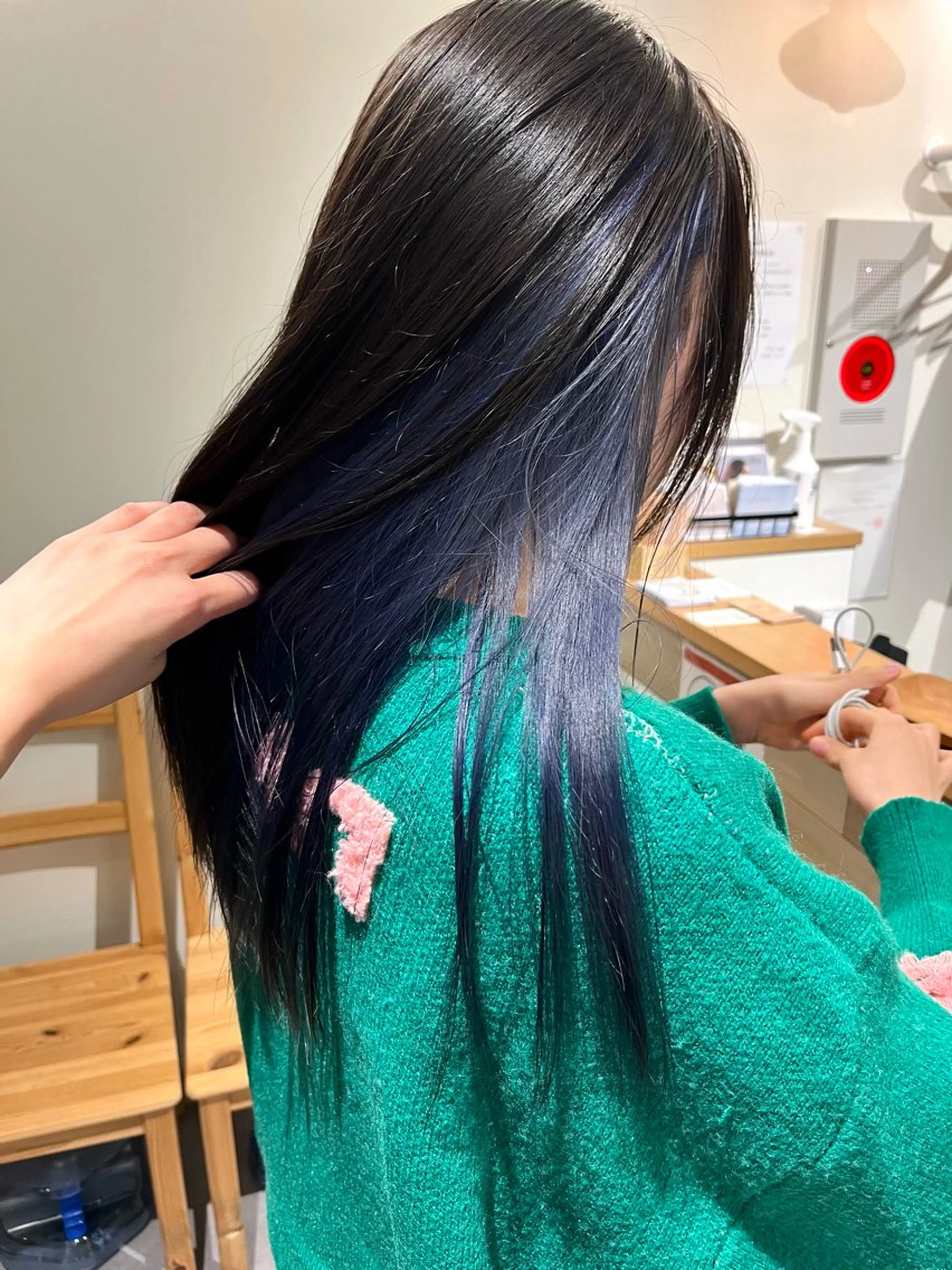 ロング カラー LUXIEL所属・LUXIEL みづきのヘアスタイル