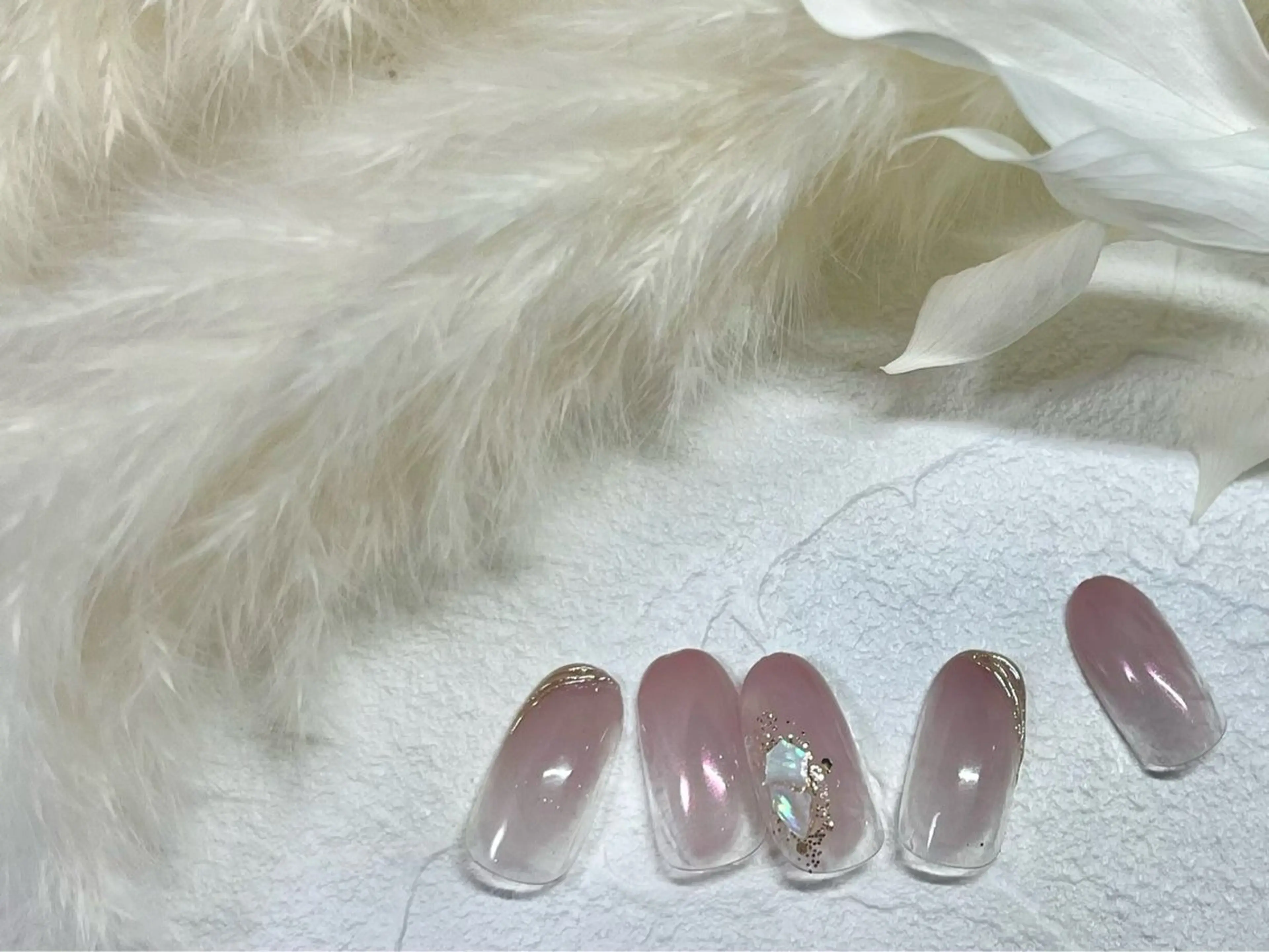 ネイル オーロラネイル フットネイル フレンチネイル ジェルネイル マグネットネイル kiki nail たまプラーザのネイルデザイン