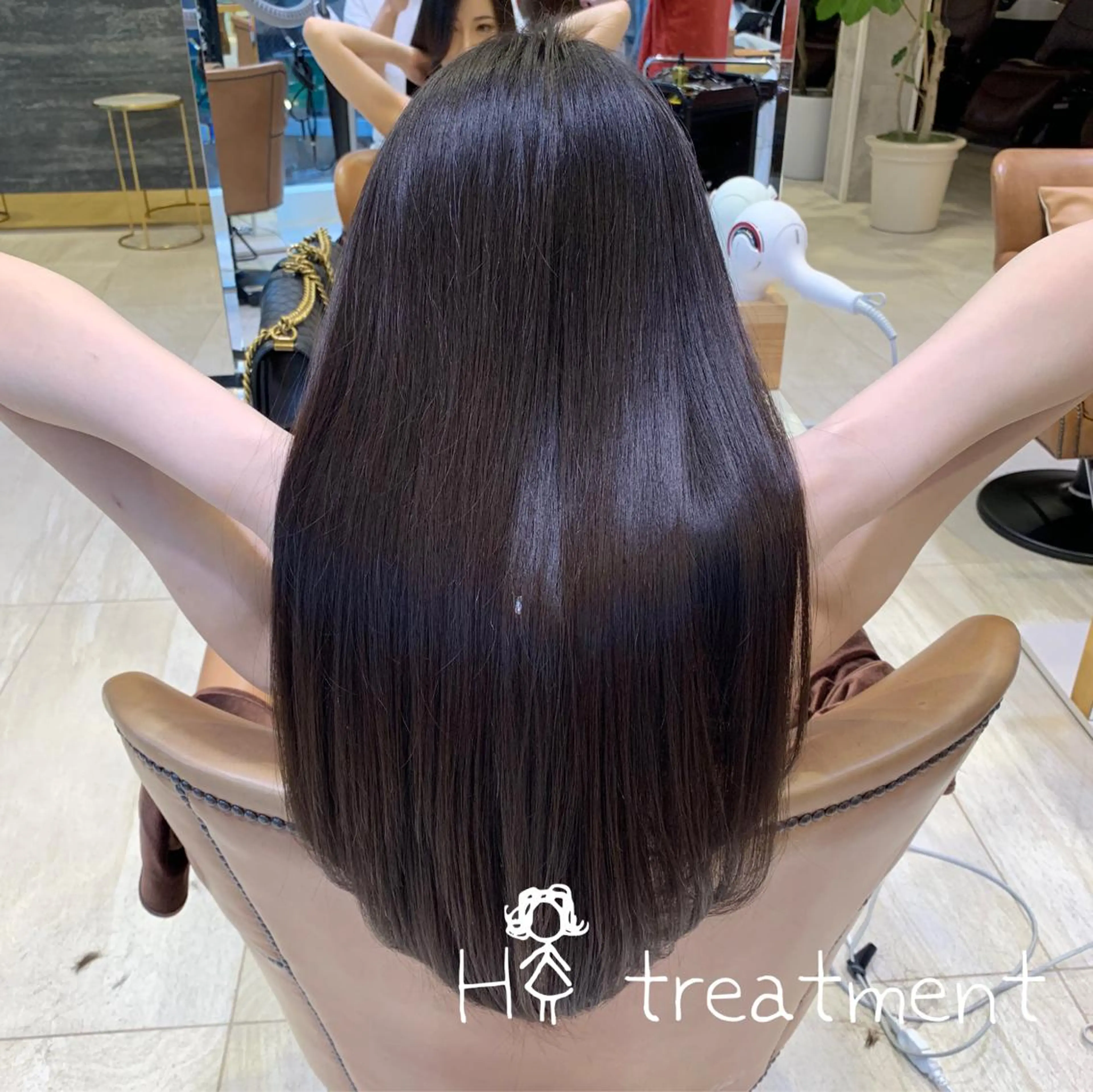 ロング くせ毛 顔周りカット 似合わせカット トリートメント 武田涼レイヤーカット 髪質改善×縮毛矯正のヘアスタイル