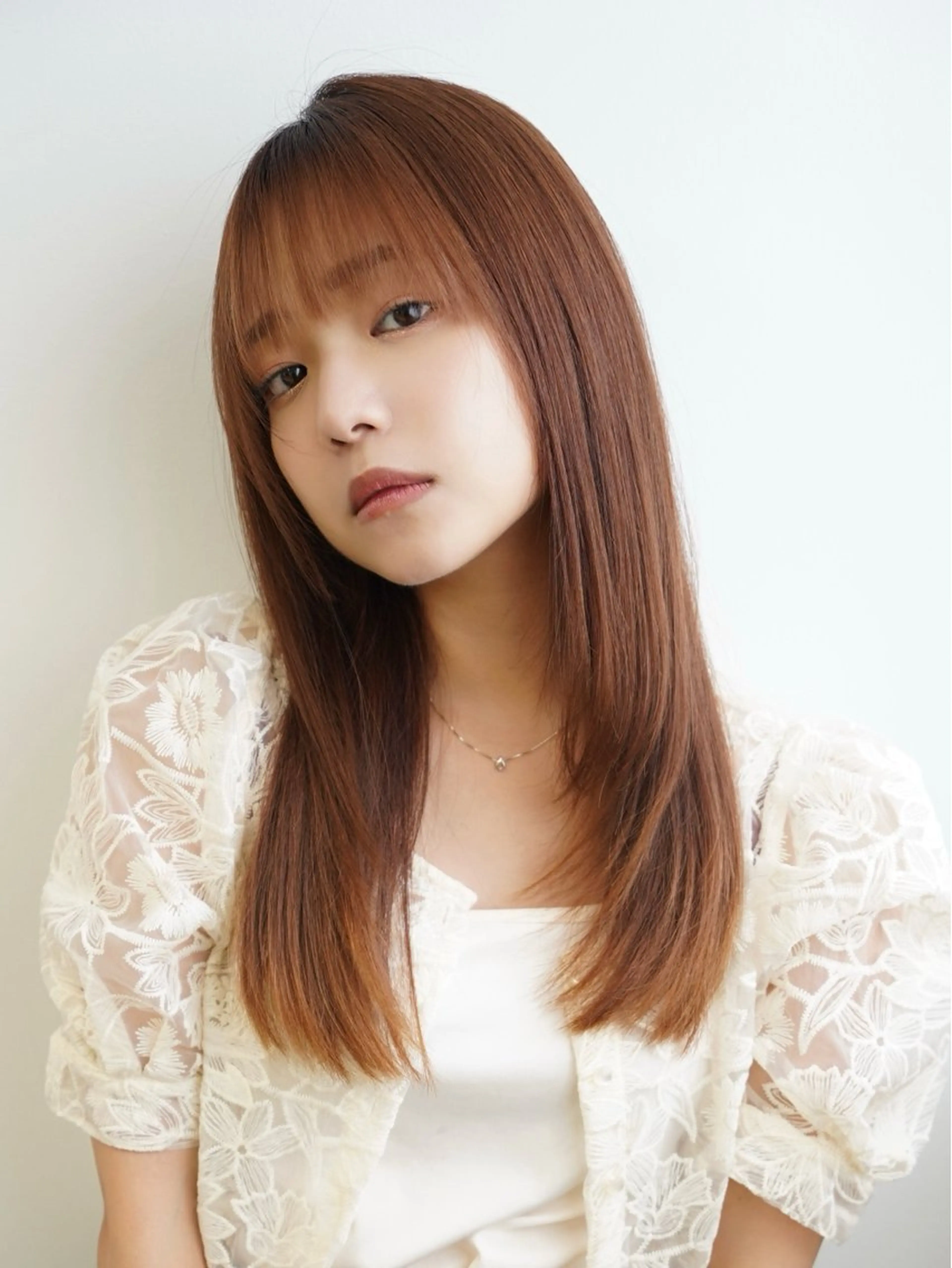 ロング カラー 幕内 梨乃亜のヘアスタイル