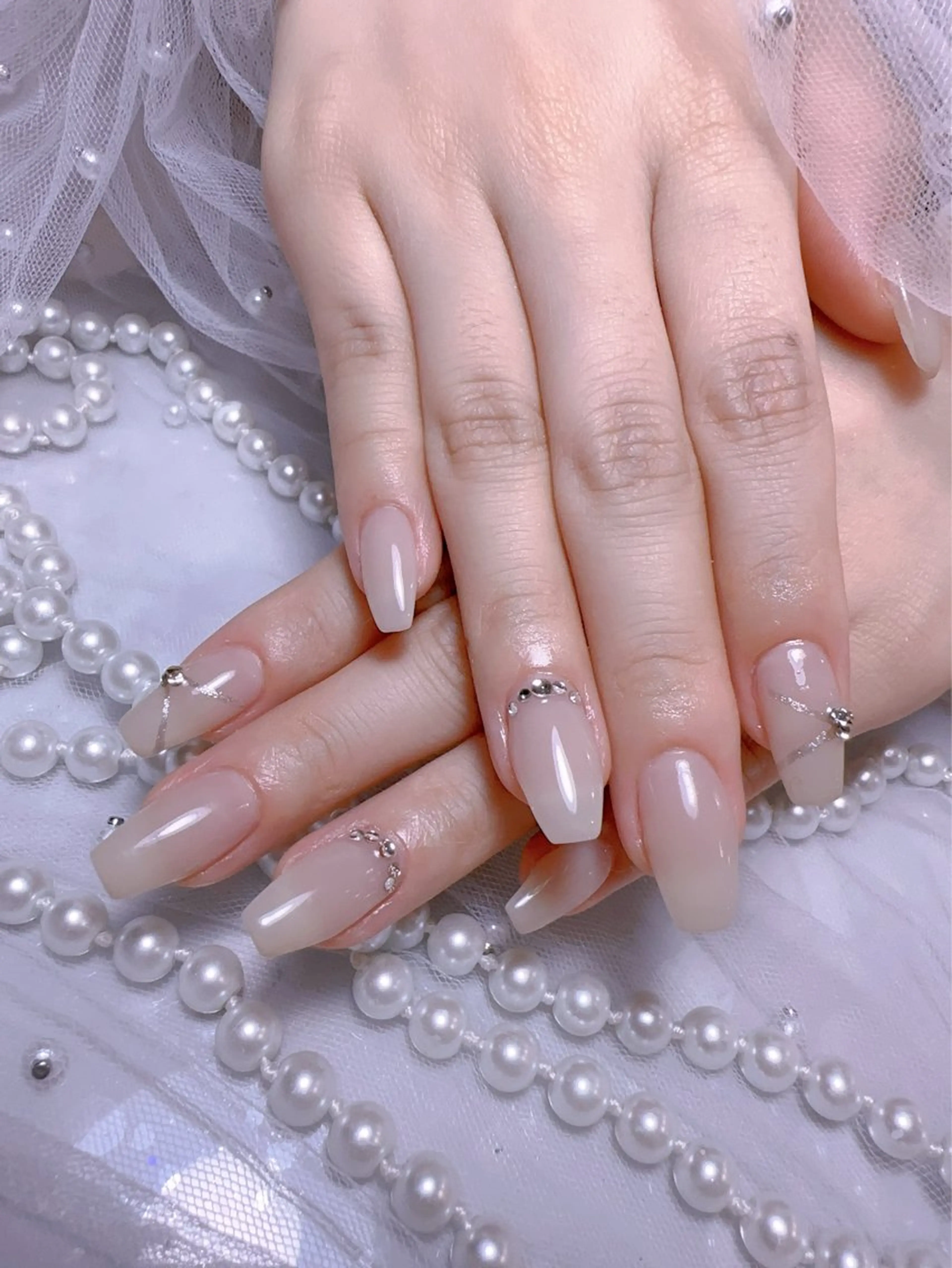 ネイル 長さ出し シンプルネイル ネイルチップ ハンドネイル You&Me Miyuのネイルデザイン