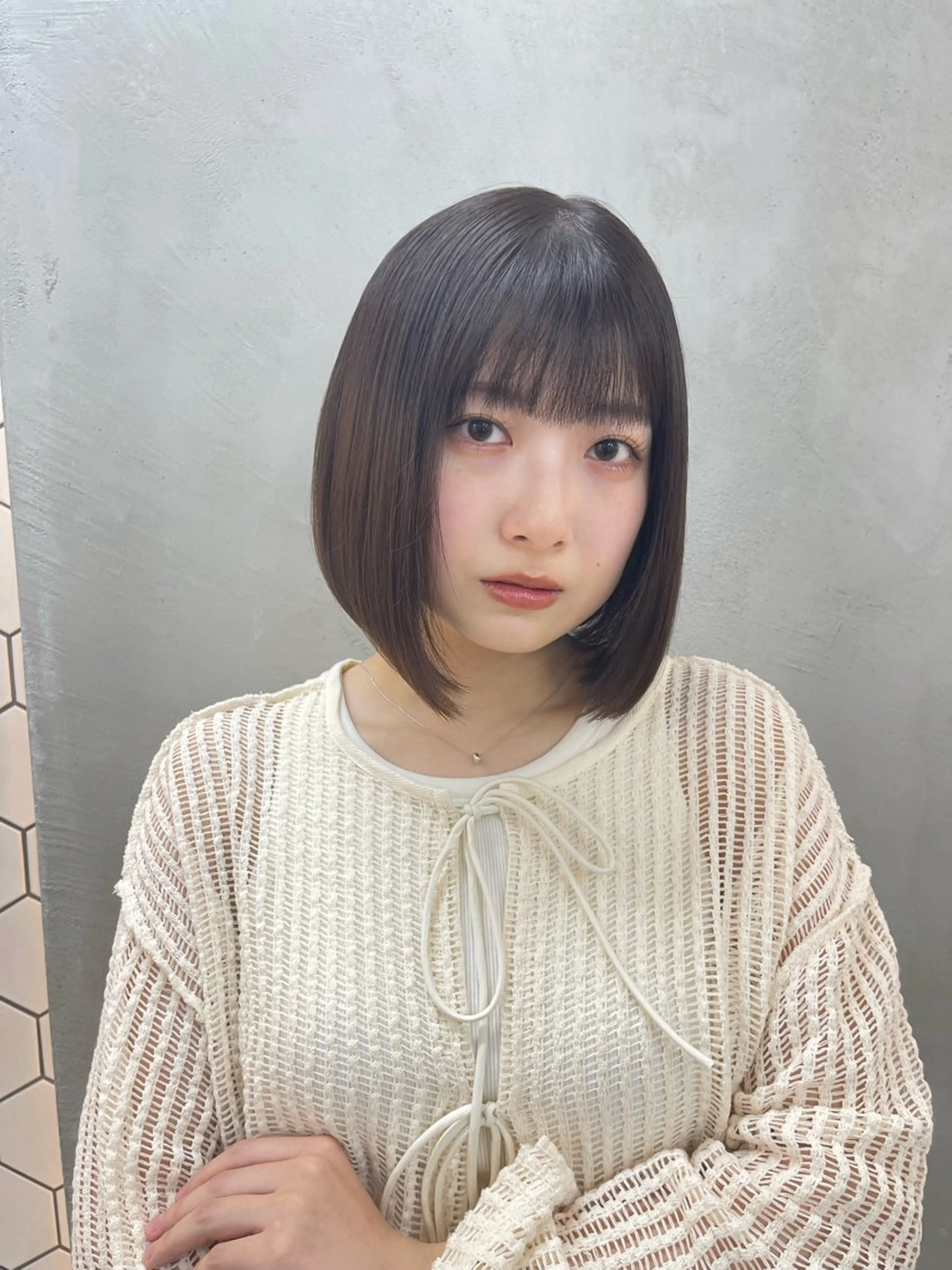 ミディアム TENSHO ハイトーンレイヤーのヘアスタイル