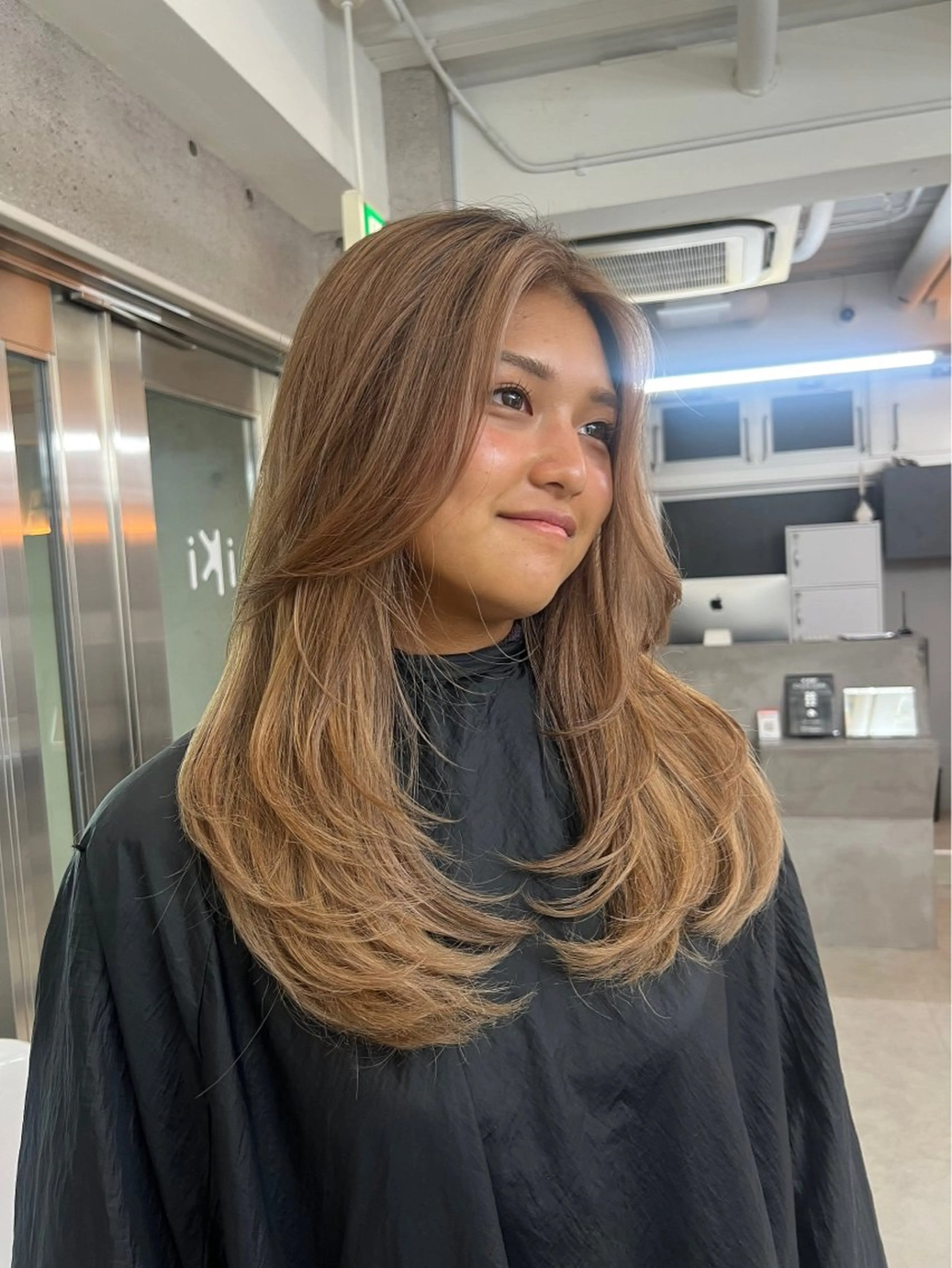 ロング アンナ🦋海外ヘア バレイヤージュのヘアスタイル