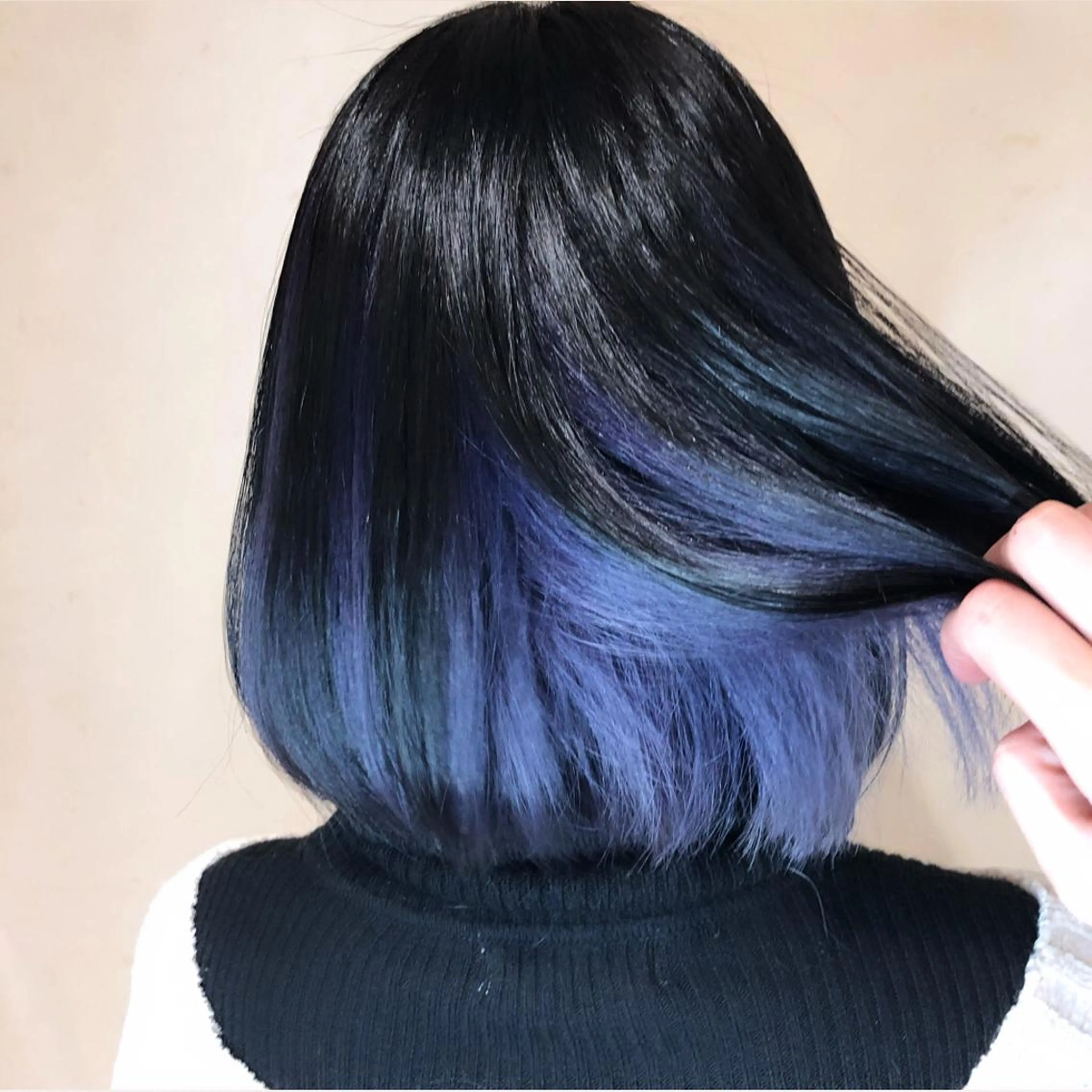 カラー ツノダ ルカのヘアスタイル