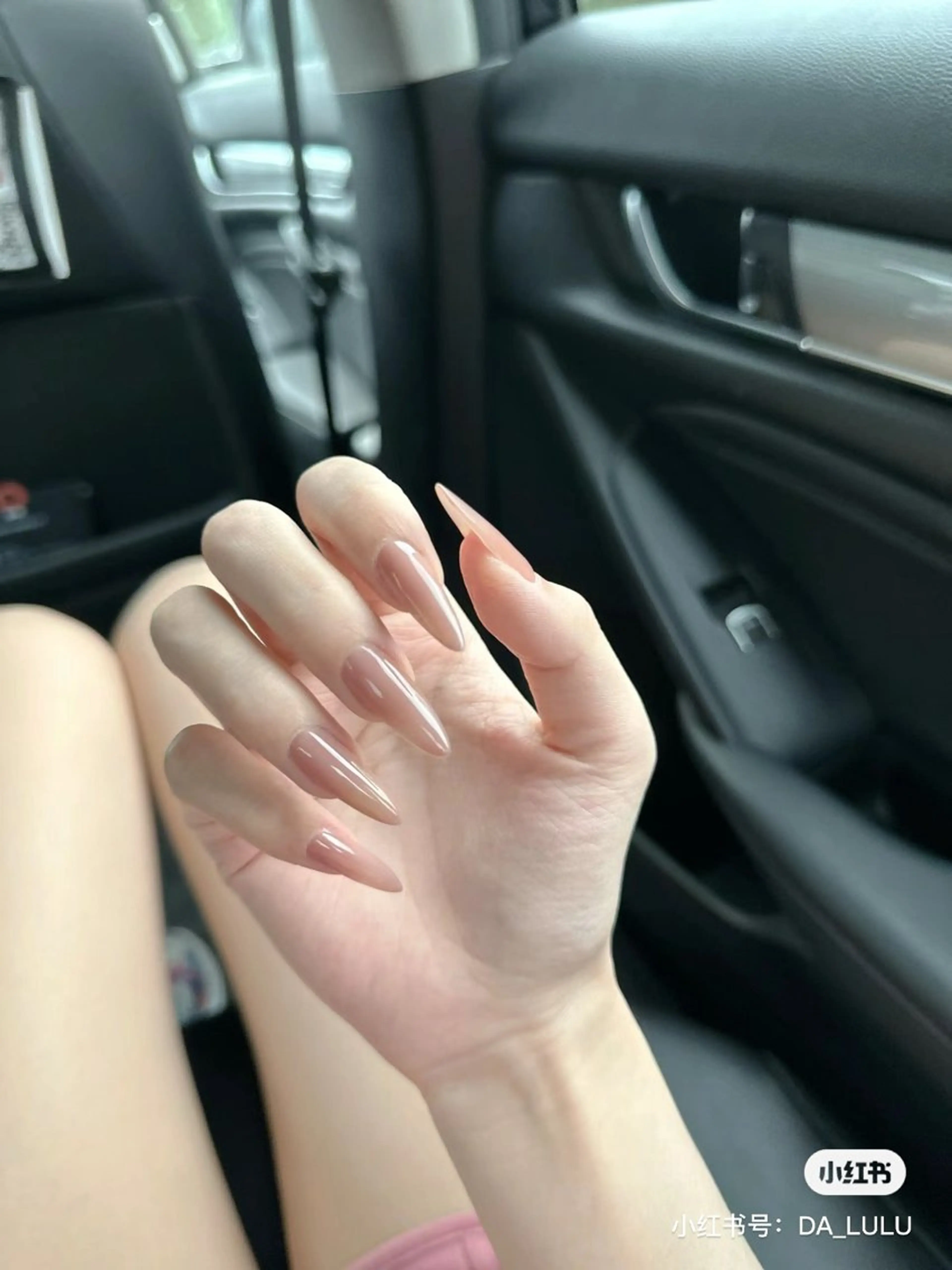 ネイル ☁️Yun nail Rin☁️のネイルデザイン