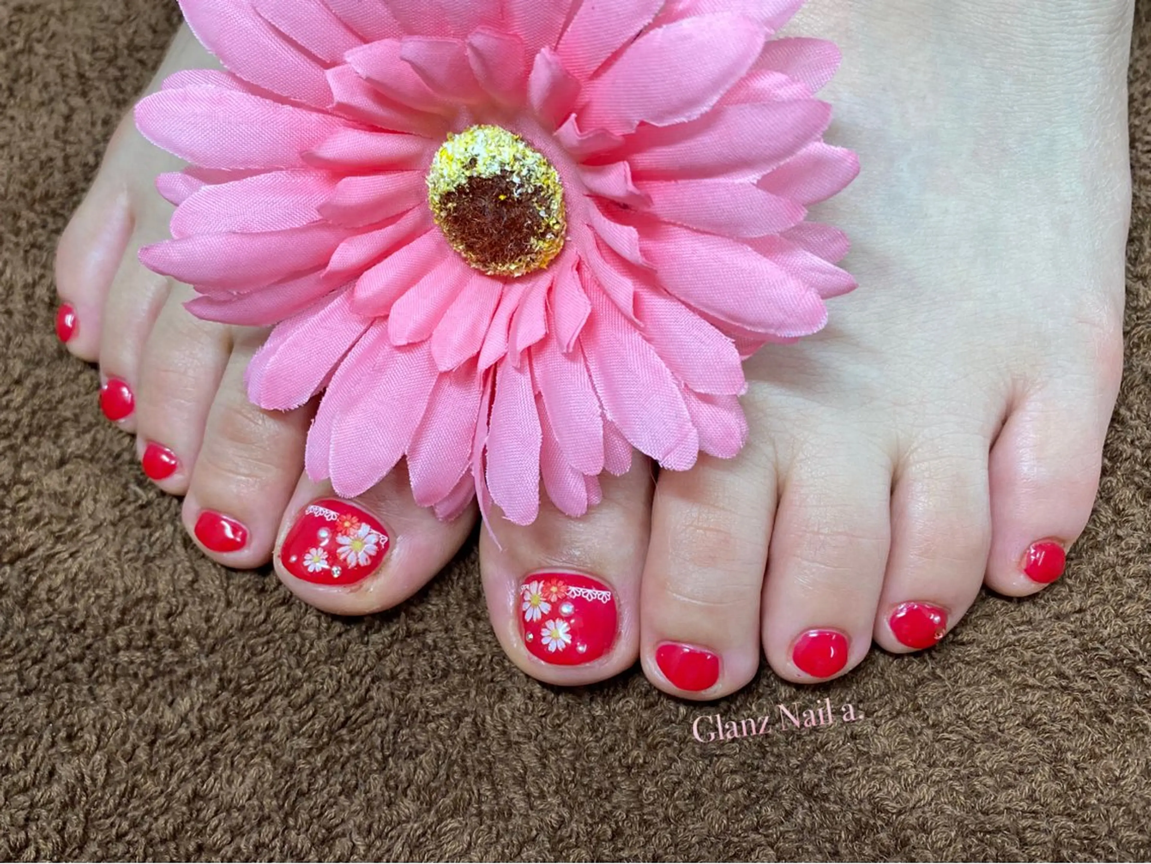 ネイル 赤色 Glanz  Nail aのネイルデザイン