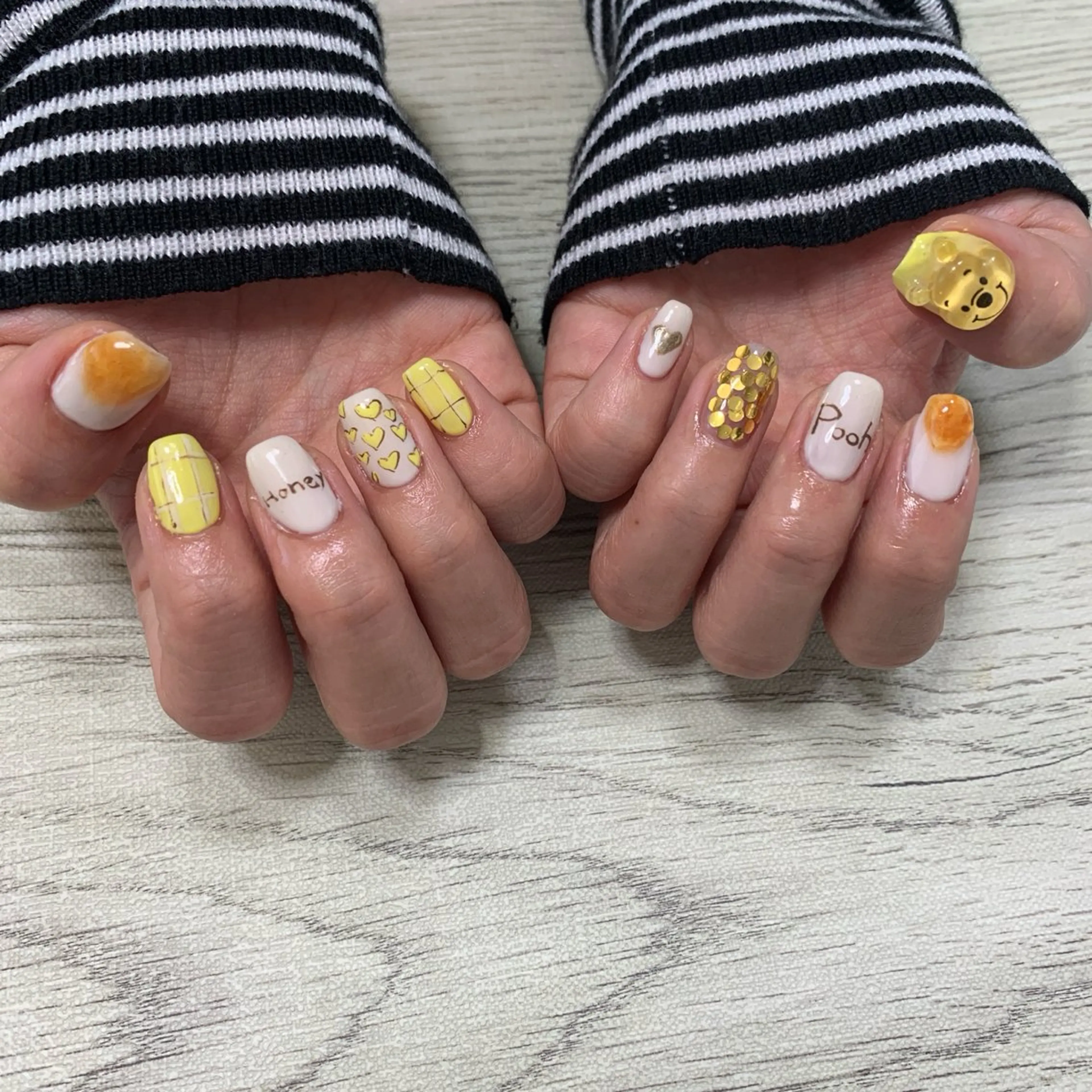 ネイル 持ち込み ハンドネイル フットネイル Adite nailのネイルデザイン