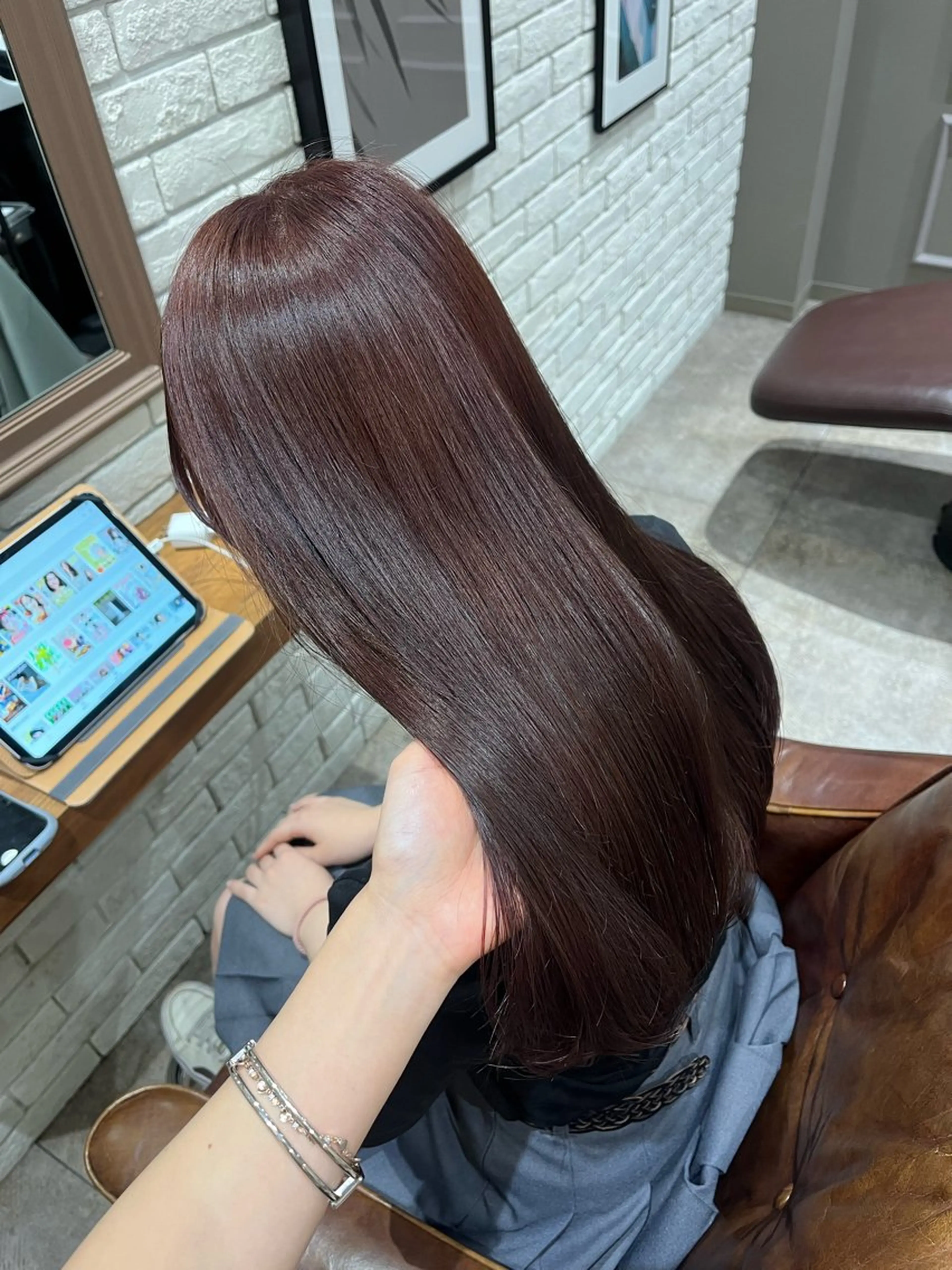 ロング カラー ヘアカラー トリートメント GOODDAY ヘアサロンのヘアスタイル