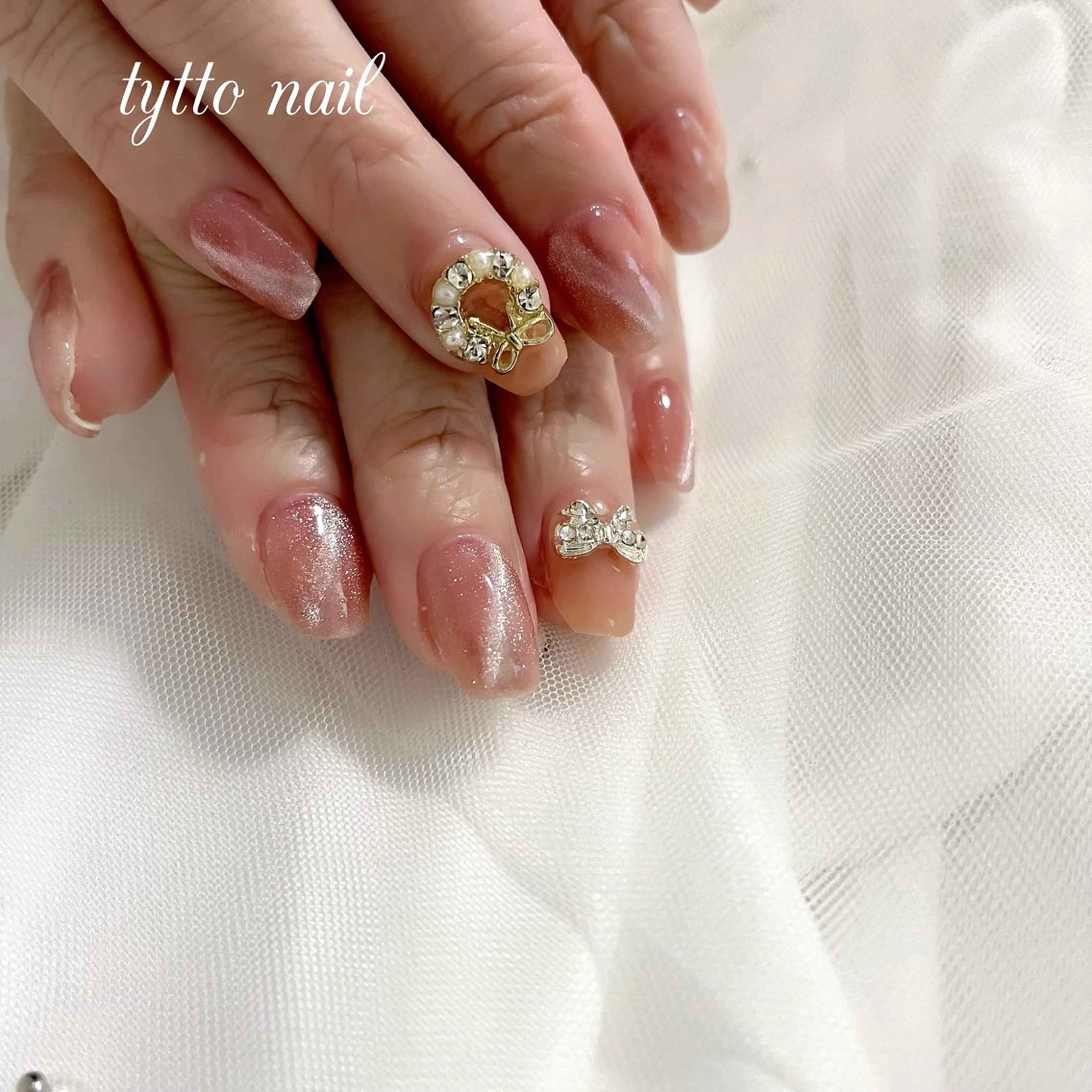 ネイル ガーリー キラキラネイル ラメ(グリッター) マグネットネイル ピンク ハンドネイル tytto nail ❤︎‪‪eri‪‪のネイルデザイン