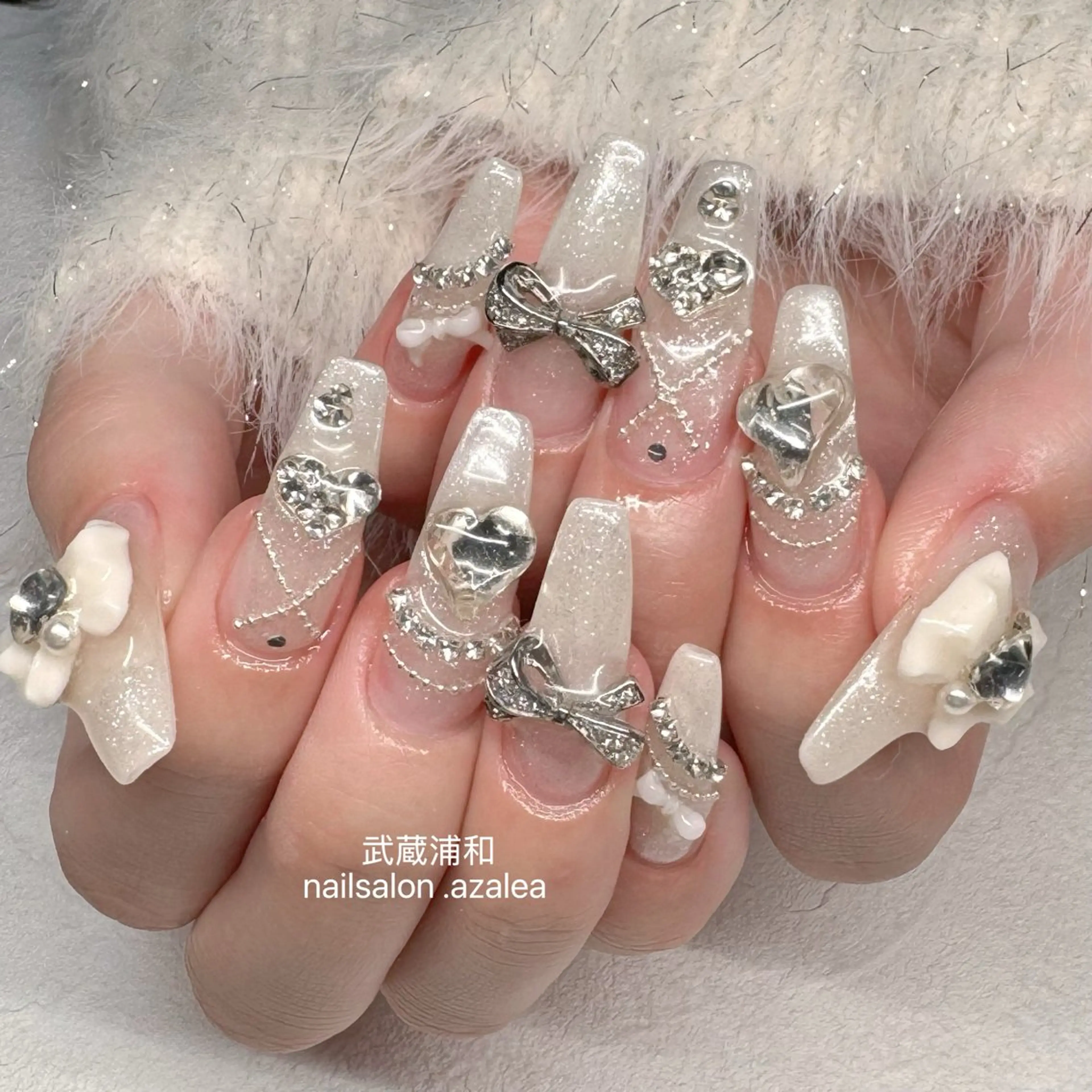 ネイル ハンドネイル R inのネイルデザイン