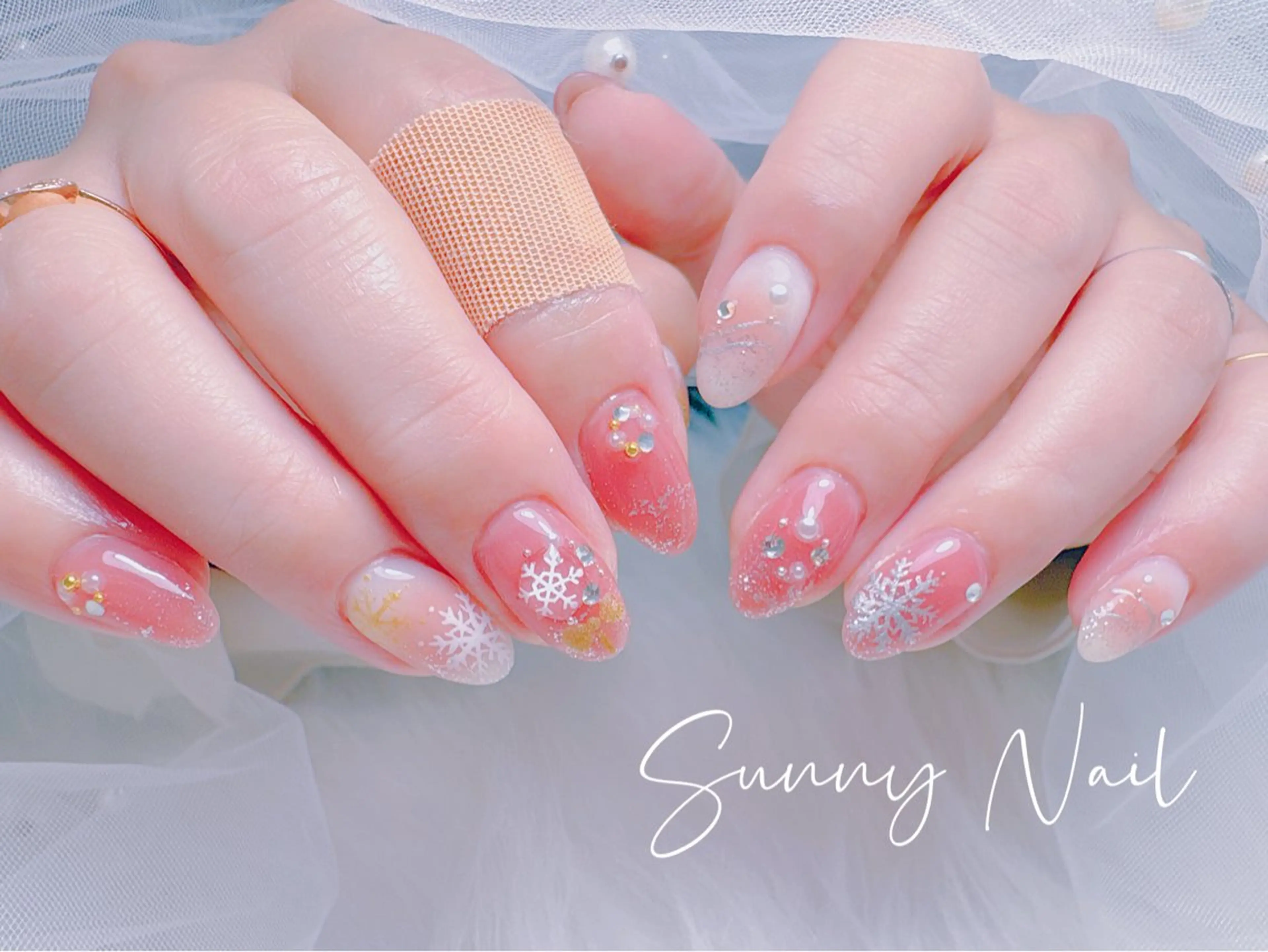 ネイル Sunnyサニー所属・桝井 春奈のネイルデザイン