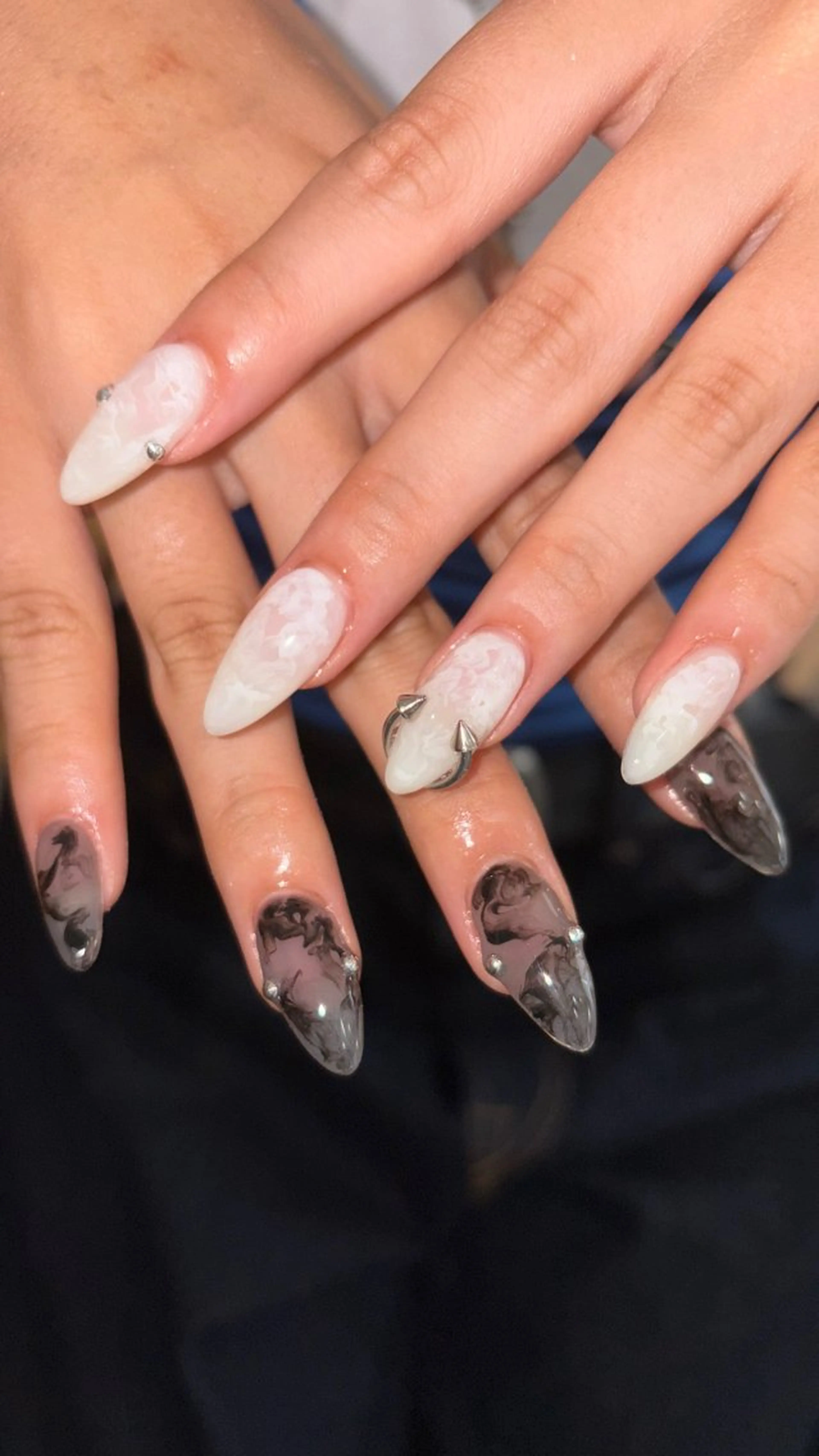 ネイル ハンドネイル ⟡.·coco⟡.· 1月予約受付中のネイルデザイン