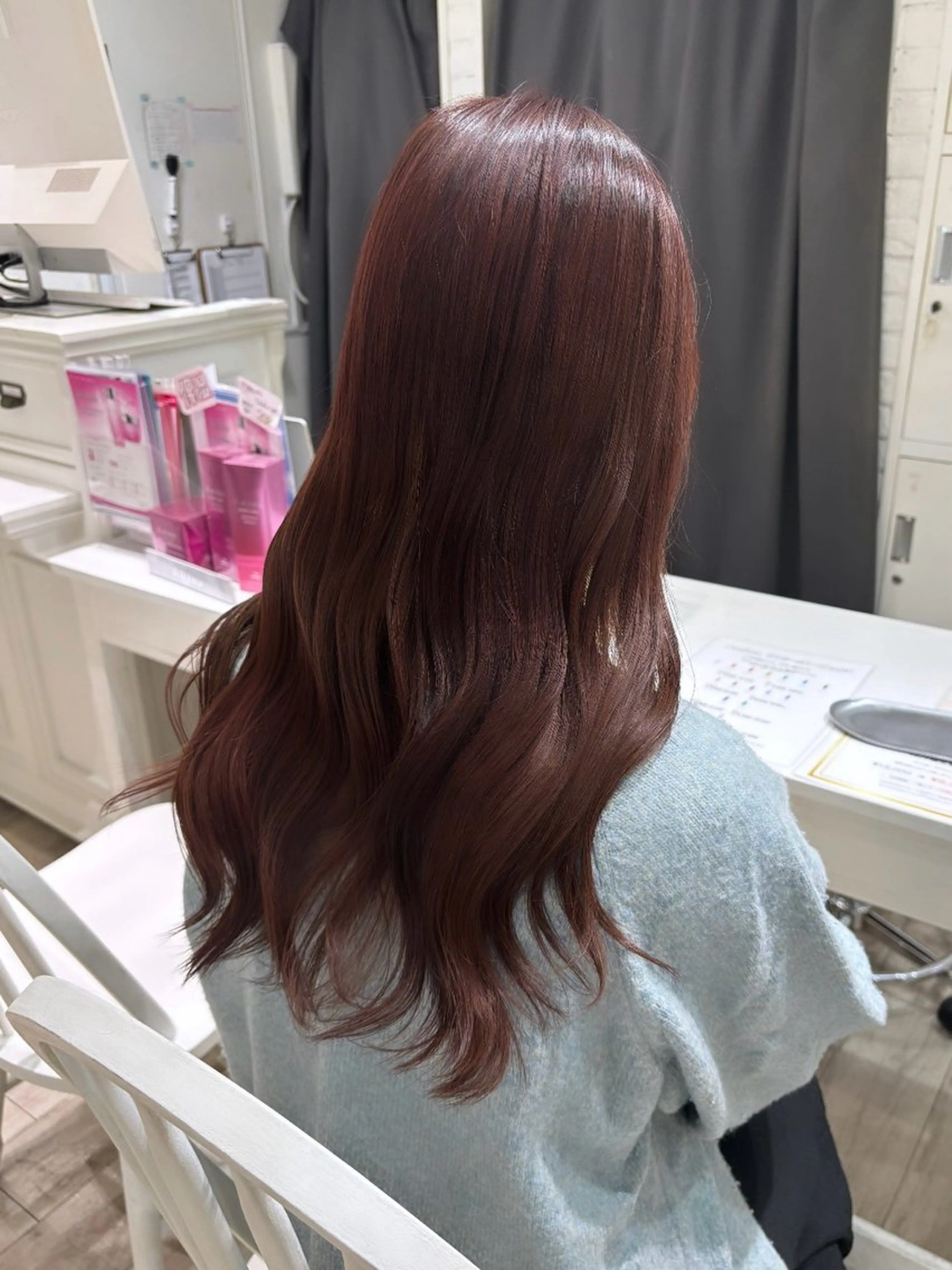 ロング カラー ブリーチ ブラウンカラー ブリーチなしカラー レッドカラー レッドブラウン カット ヘアカラー Eliss 堀江所属・暖色カラー🎀 門内 梨真のヘアスタイル
