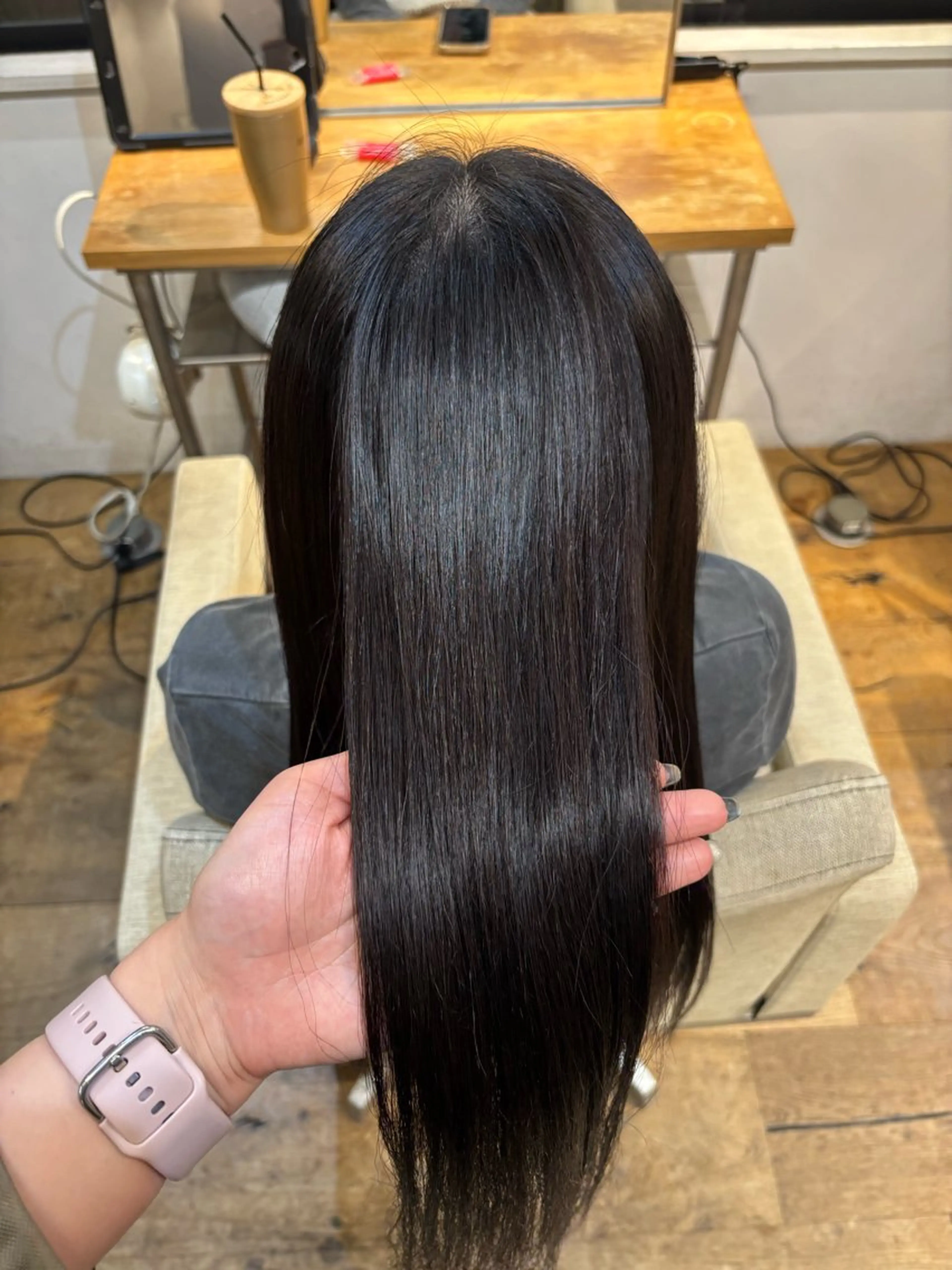 ロング 酸性ストレート 縮毛矯正 BELO OSAKA マオのヘアスタイル