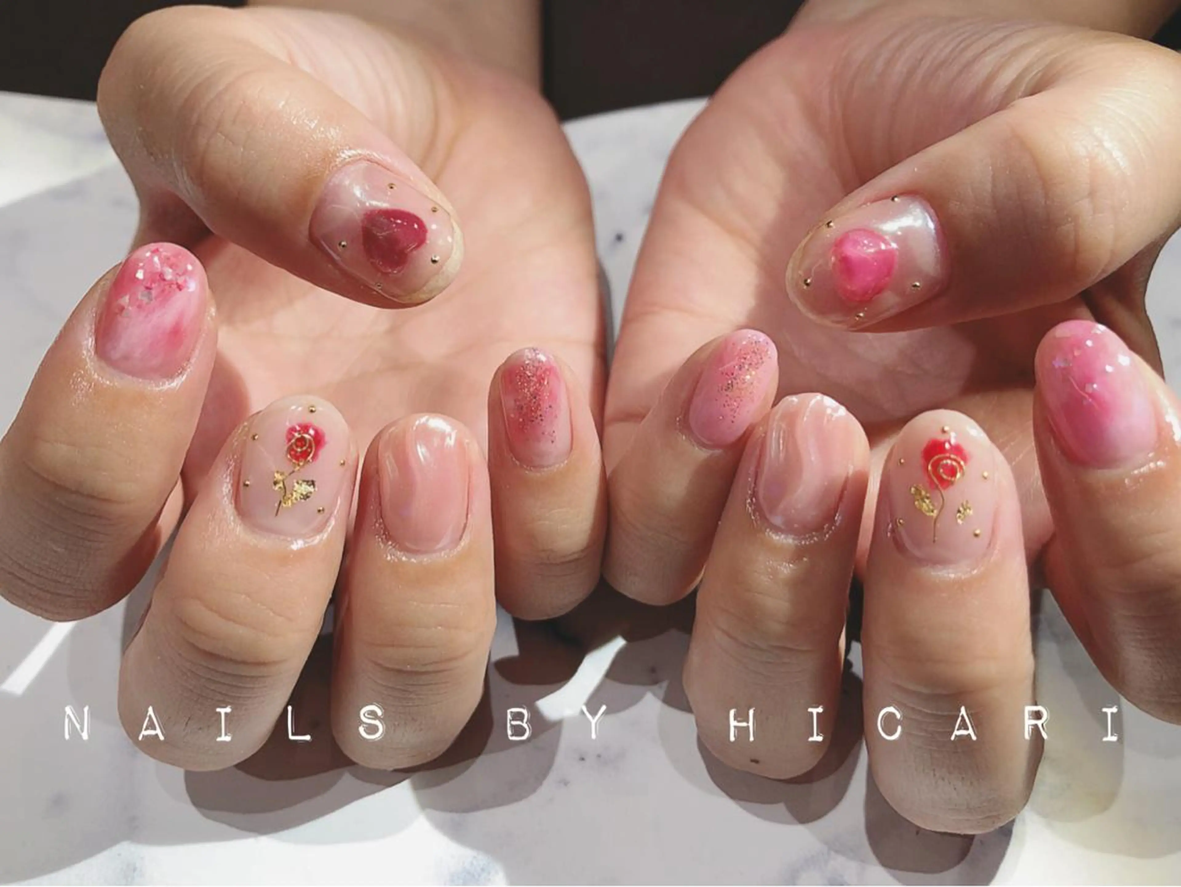 ショート カラー ネイル マツエク・マツパ ハンドネイル illum hicariのネイルデザイン