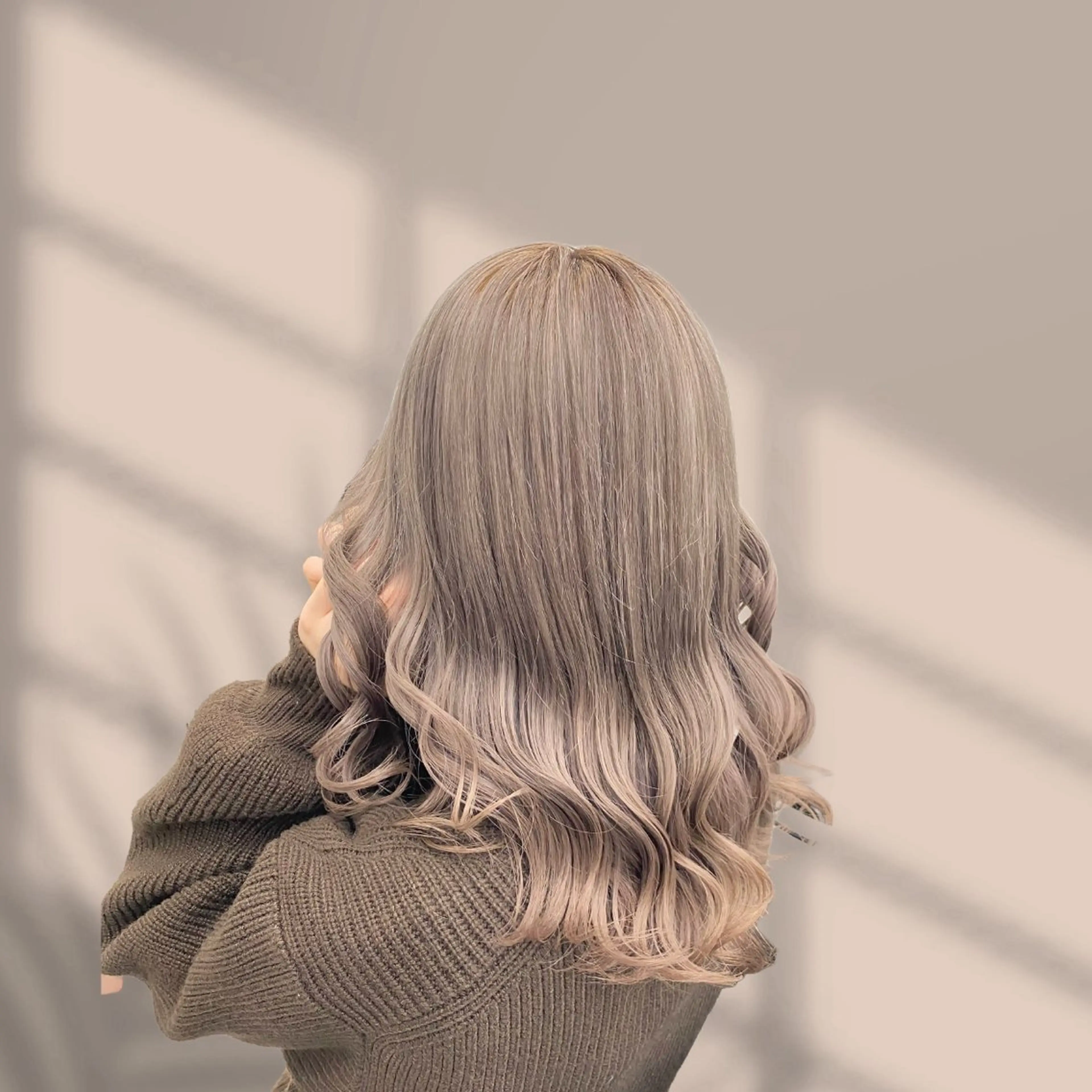 ❄︎ご新規様限定ミルクティークーポン🤎❄︎   ブリーチWカラー🤎髪に優しいケアブリーチ❤︎髪質改善トリートメントの写真