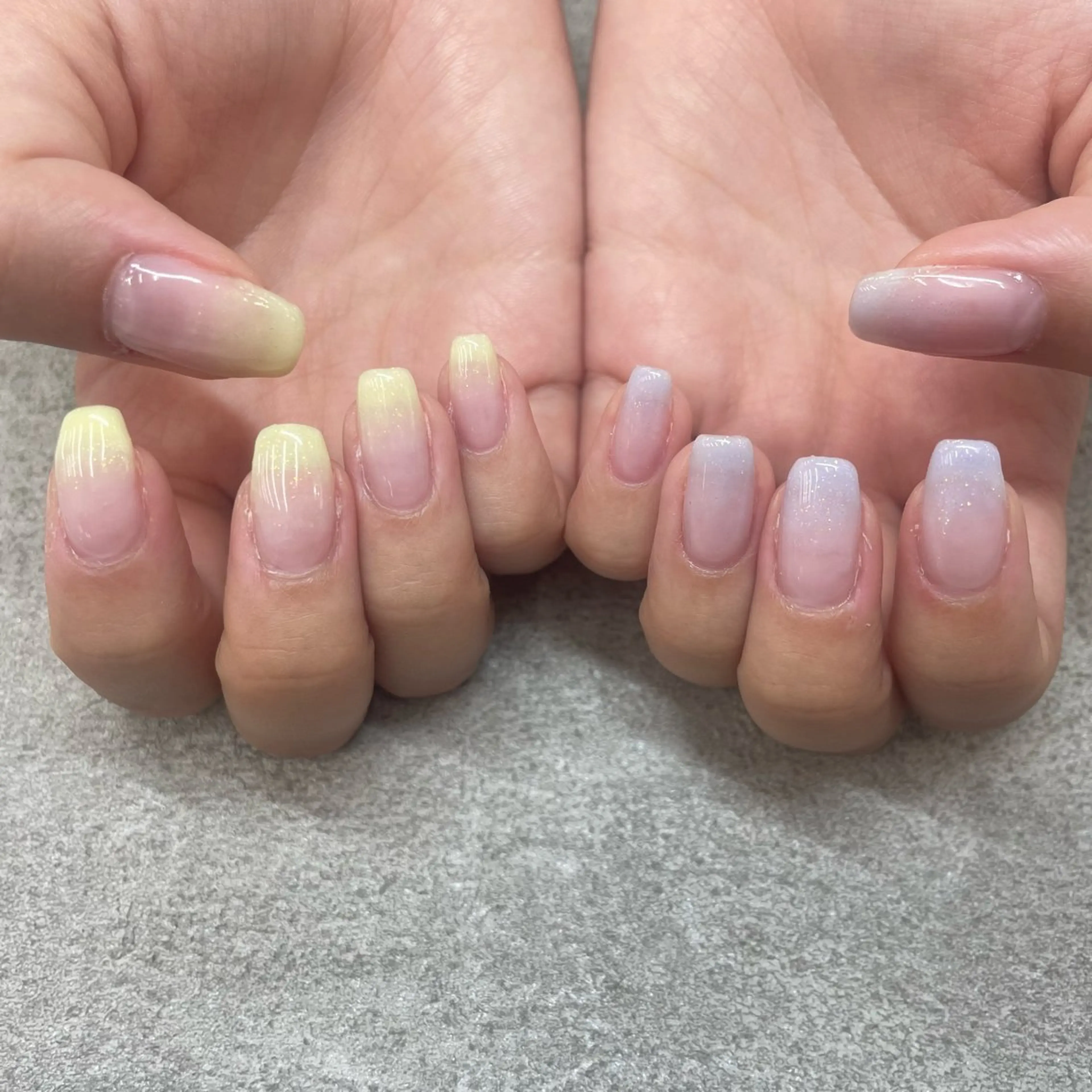 ネイル ラメ(グリッター) パステルネイル MAXKELLY EMIのネイルデザイン