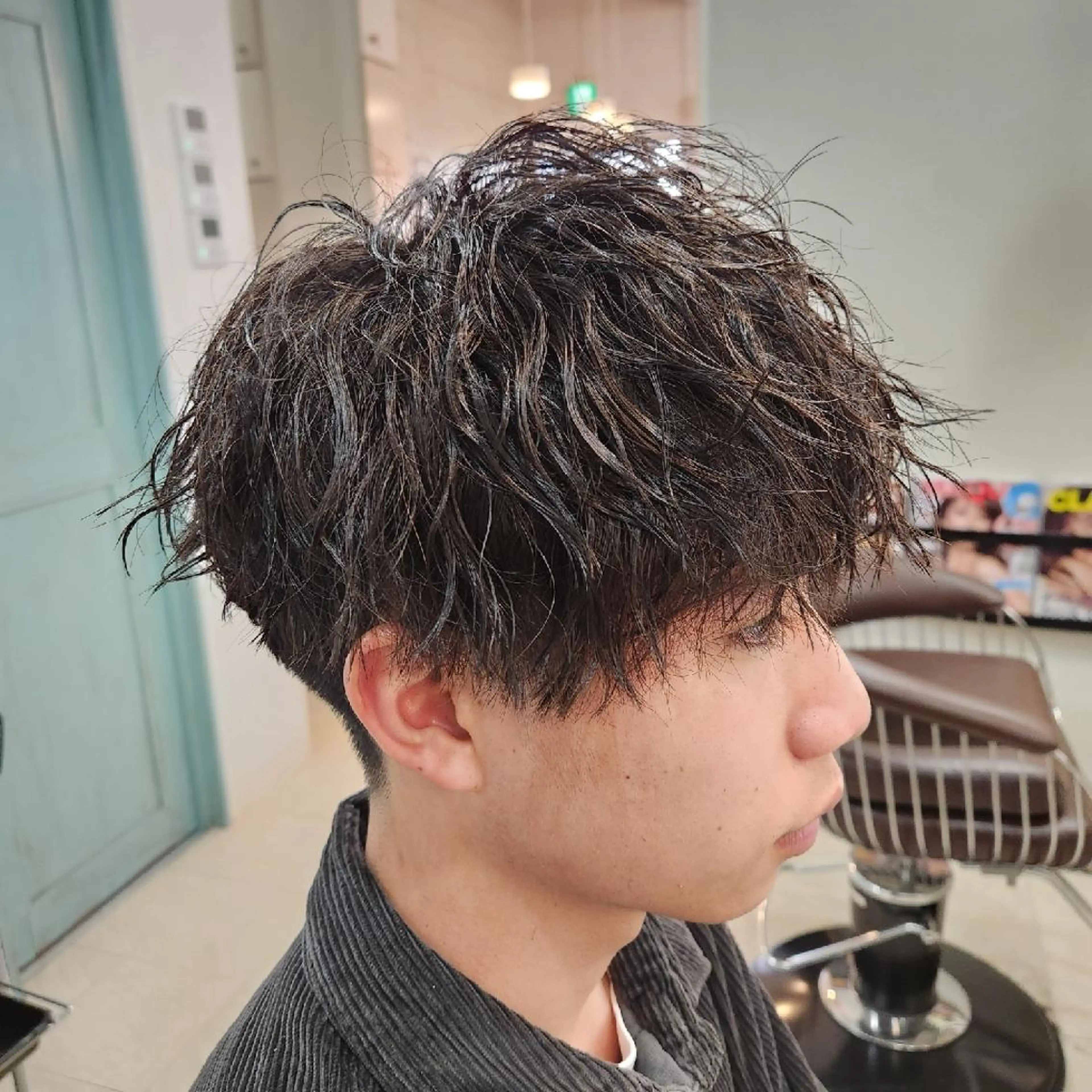 メンズ カット パーマ 韓国ヘア🇰🇷 レイヤー/芝春樹のヘアスタイル
