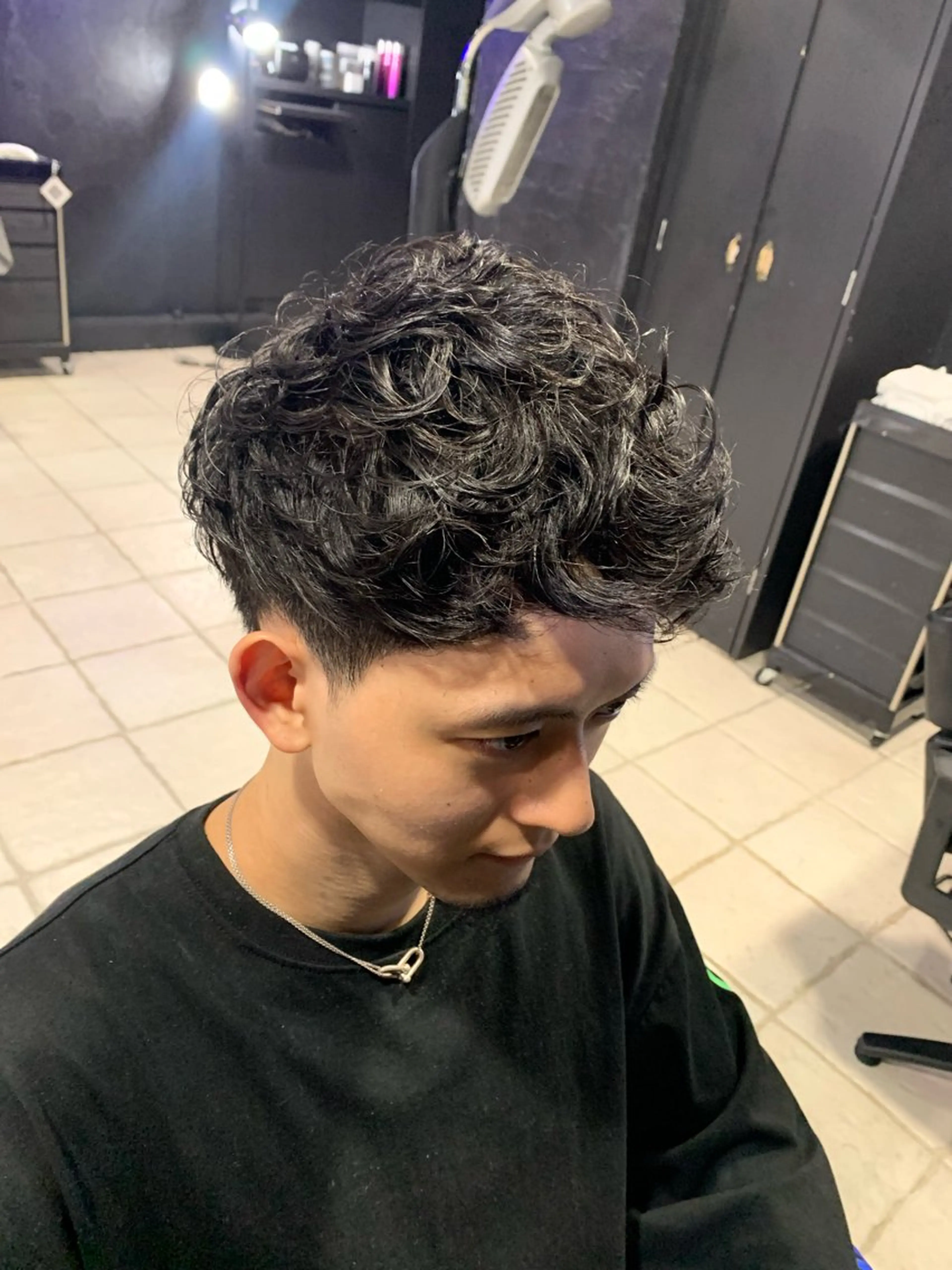 ショート メンズ ショートヘア カット ヘッドスパ ヘアセット メンズパーマ/難波/ 心斎橋　室園亮佑のヘアスタイル