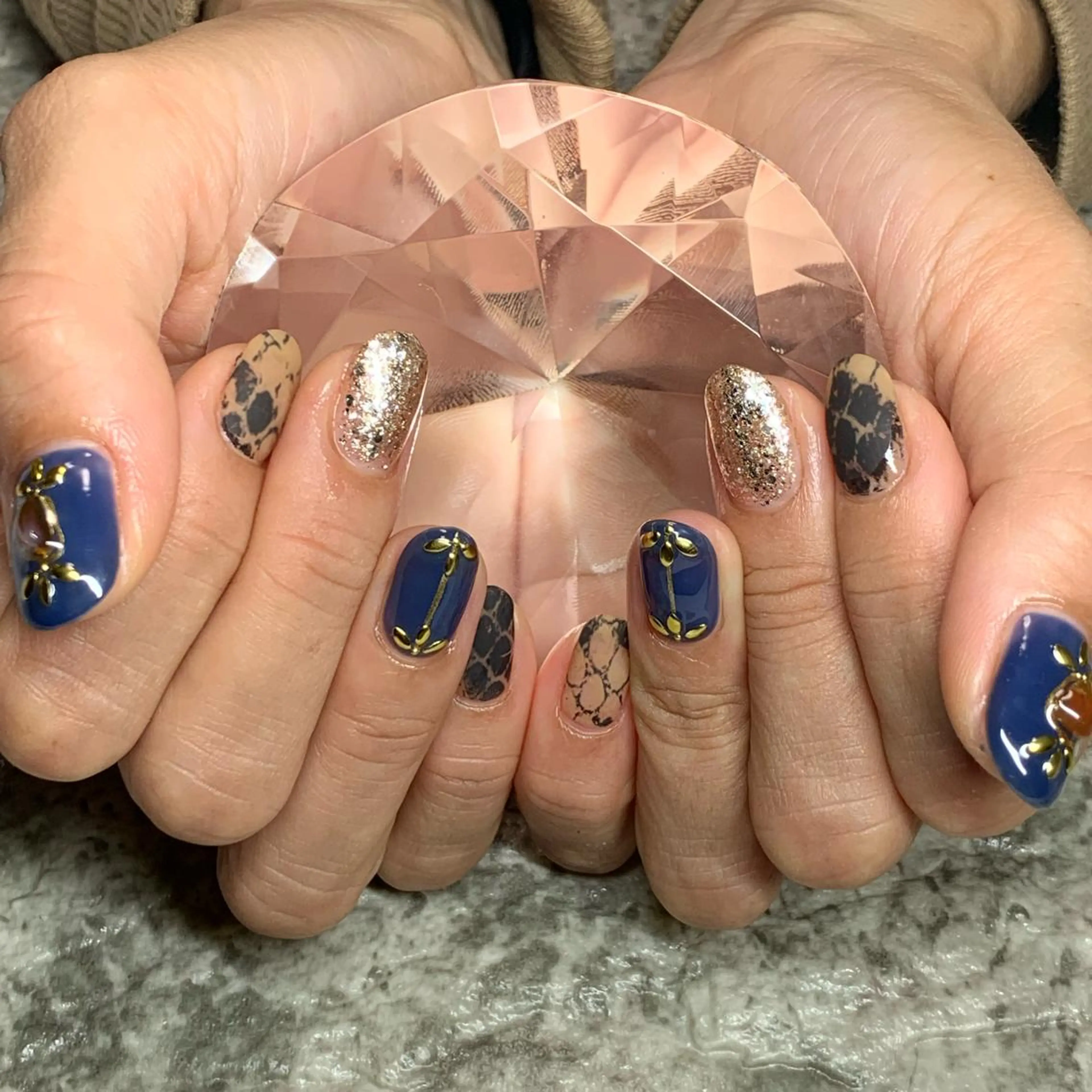 ネイル RuxuryNail ／RiAnnaのネイルデザイン