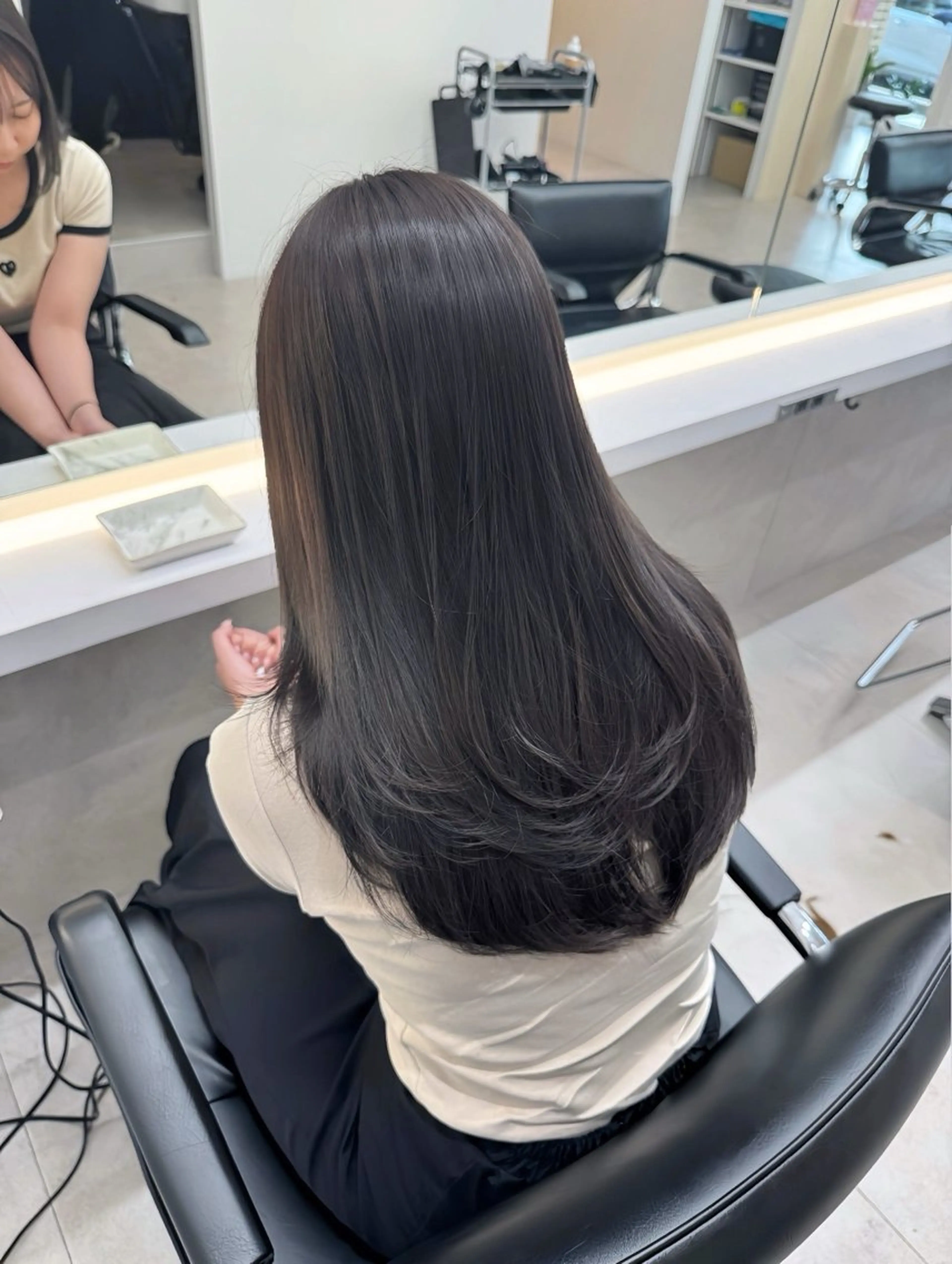 ロング レイヤーカット 髪質改善/美髪縮毛矯 正のスペシャリストのヘアスタイル