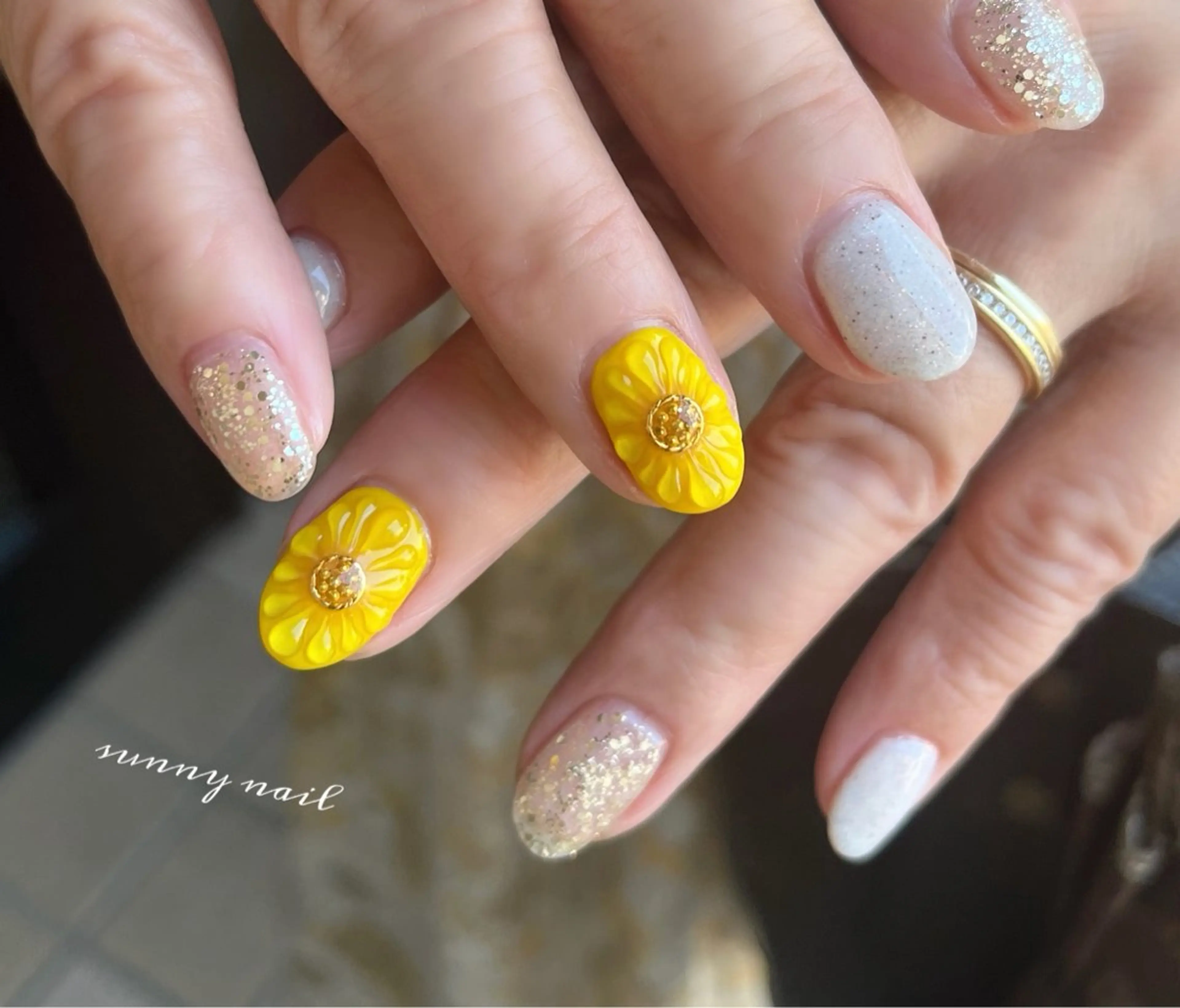 ネイル フラワーネイル ジェルネイル パラジェル ぷっくりネイル 夏ネイル sunny nailのネイルデザイン