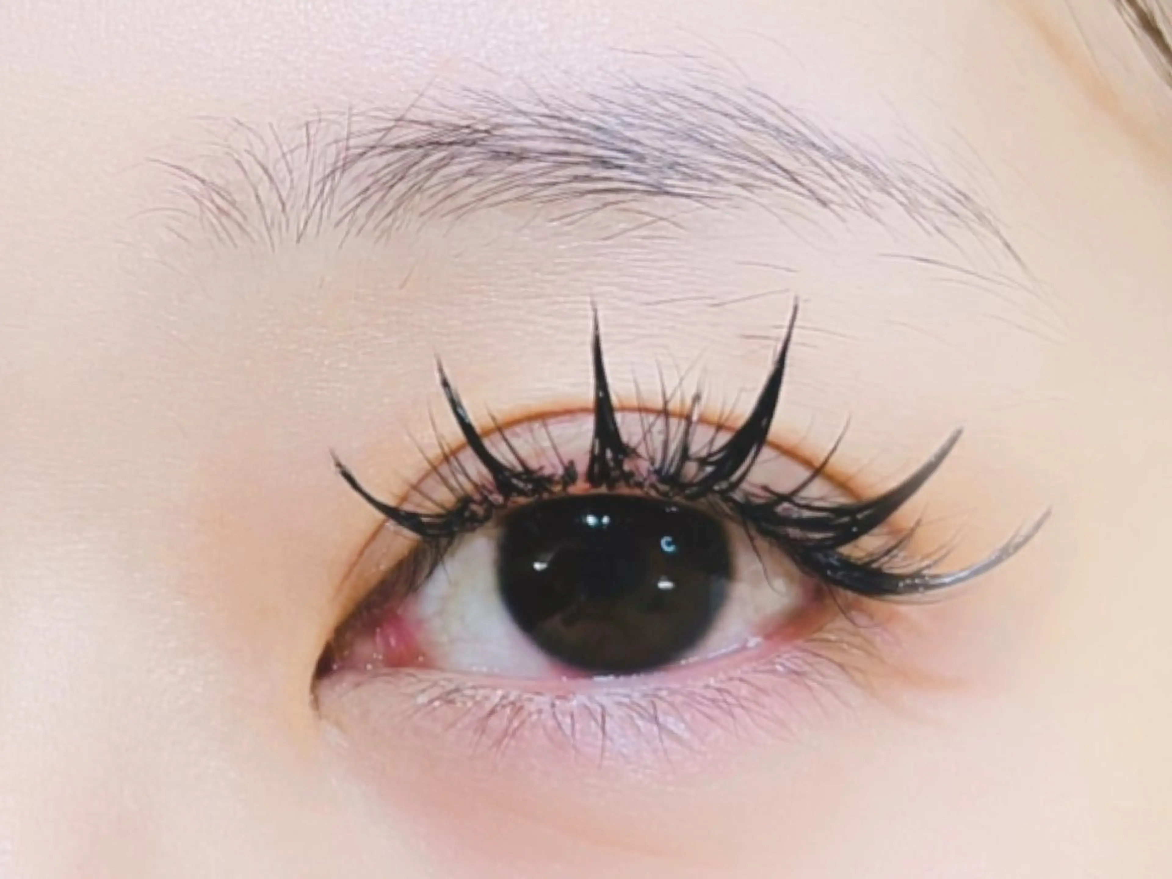 マツエク・マツパ 付け放題 バインドロック 束感まつ毛 フラットラッシュ パリジェンヌラッシュリフト マツエク オーロラ所属・AURORA RINAのマツエク・マツパデザイン