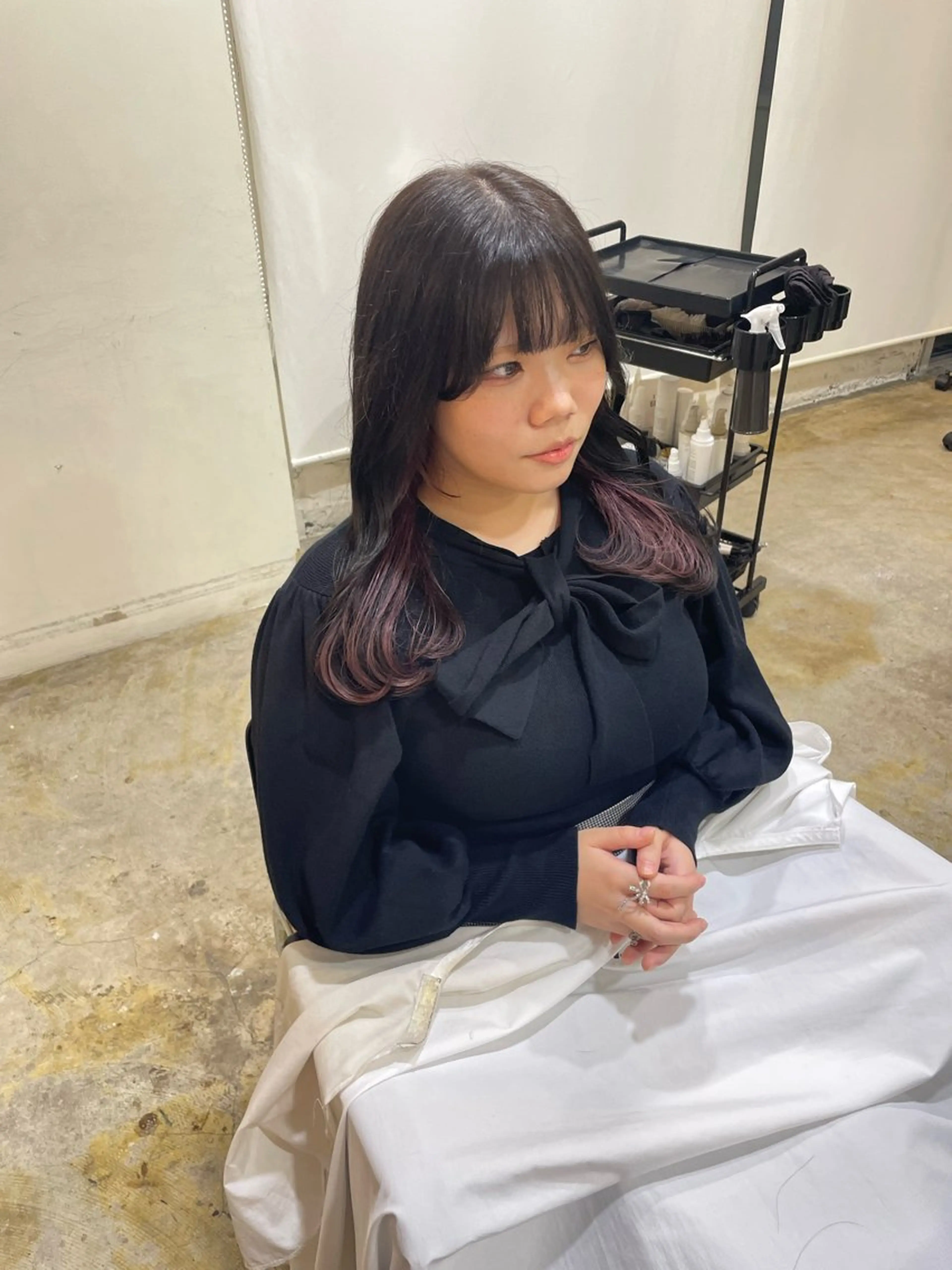 ロング カラー ブリーチ ラベンダーカラー ピンクカラー ピンクラベンダー ヘアカラー トリートメント MIOベージュカラー 柔らかいカラーのヘアスタイル