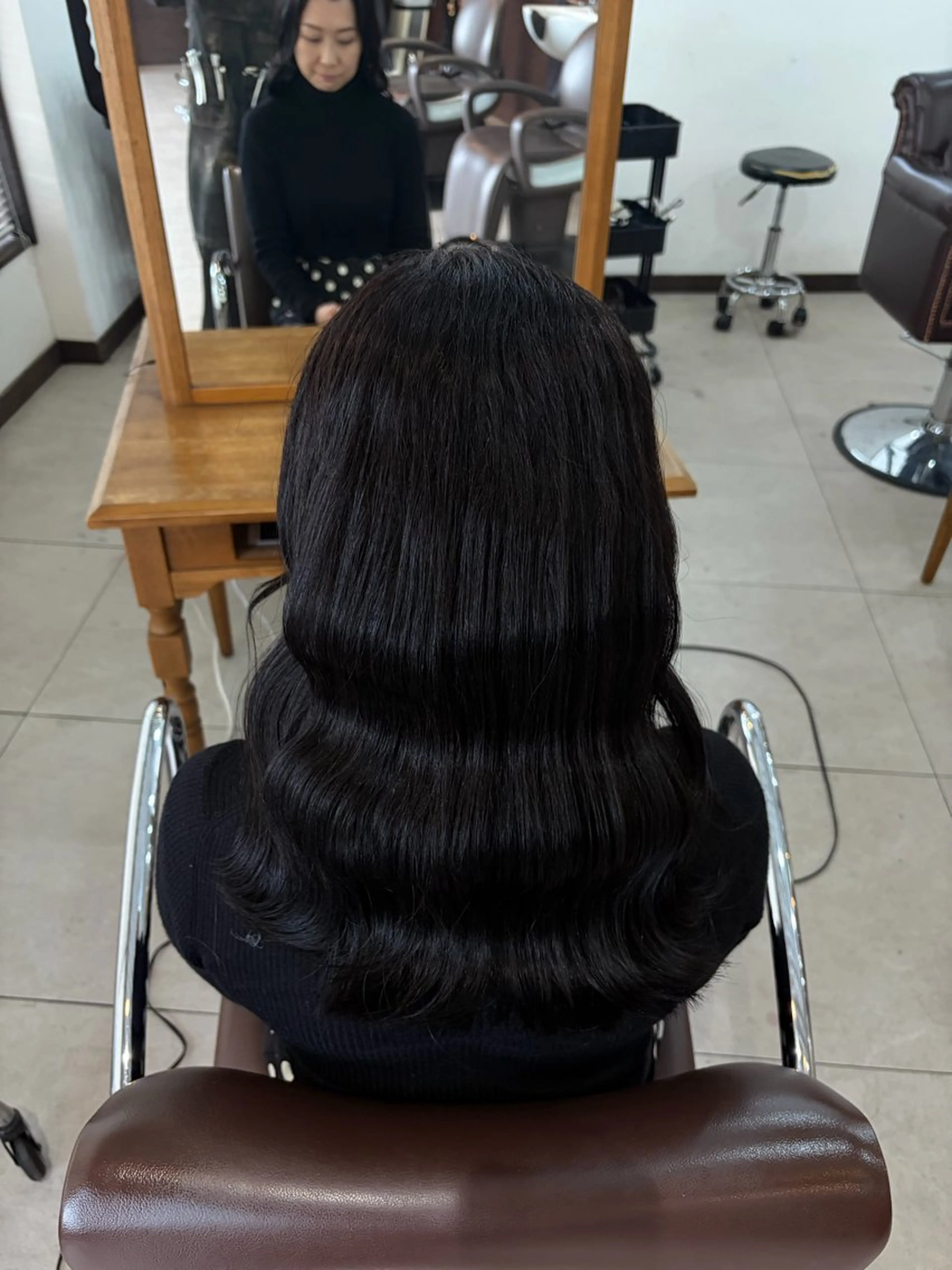 ミディアム TIDEHAIR 志羽のヘアスタイル