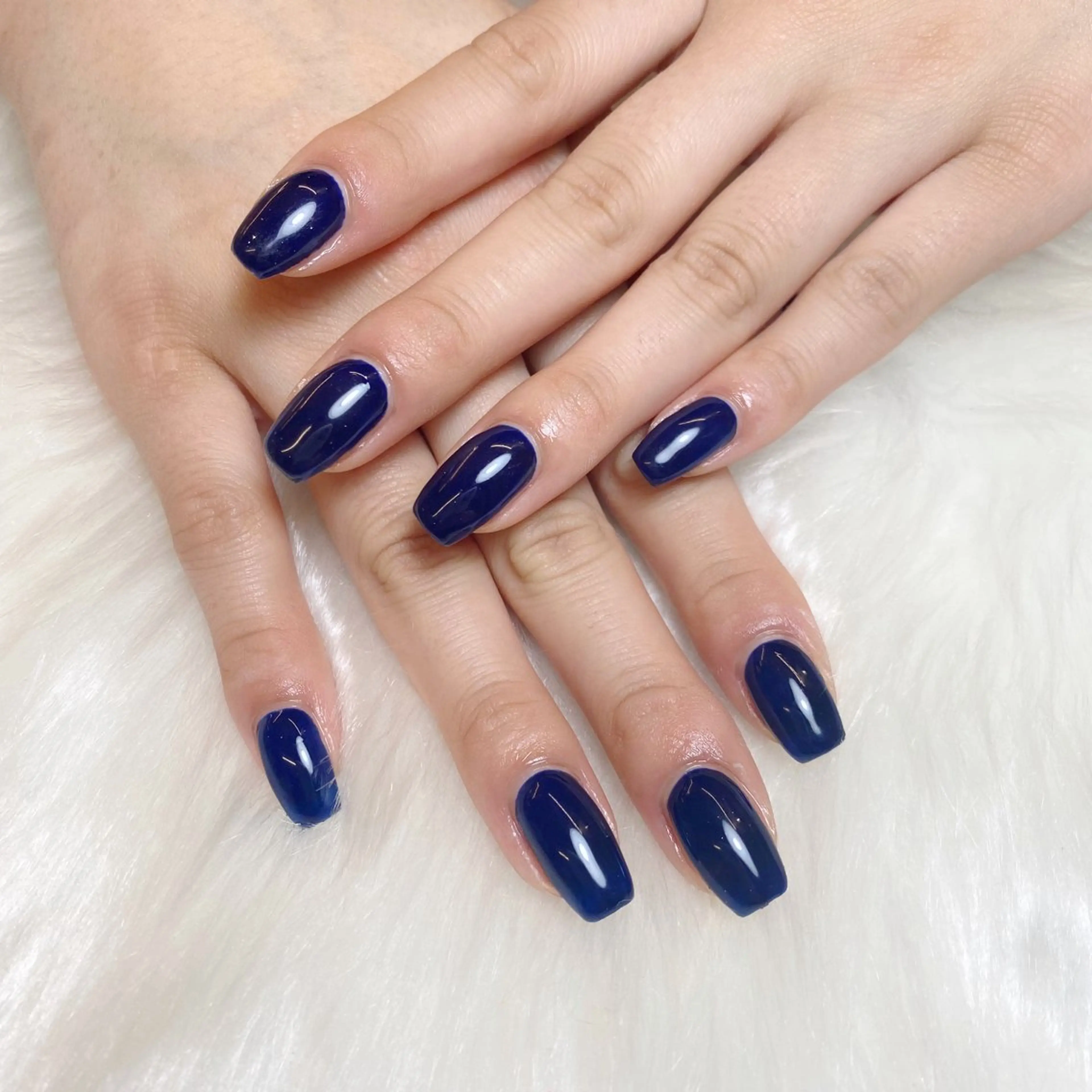 ネイル 長さ出し グラデーション ネイビー ワンカラーネイル fein. miku🎀🍼のネイルデザイン