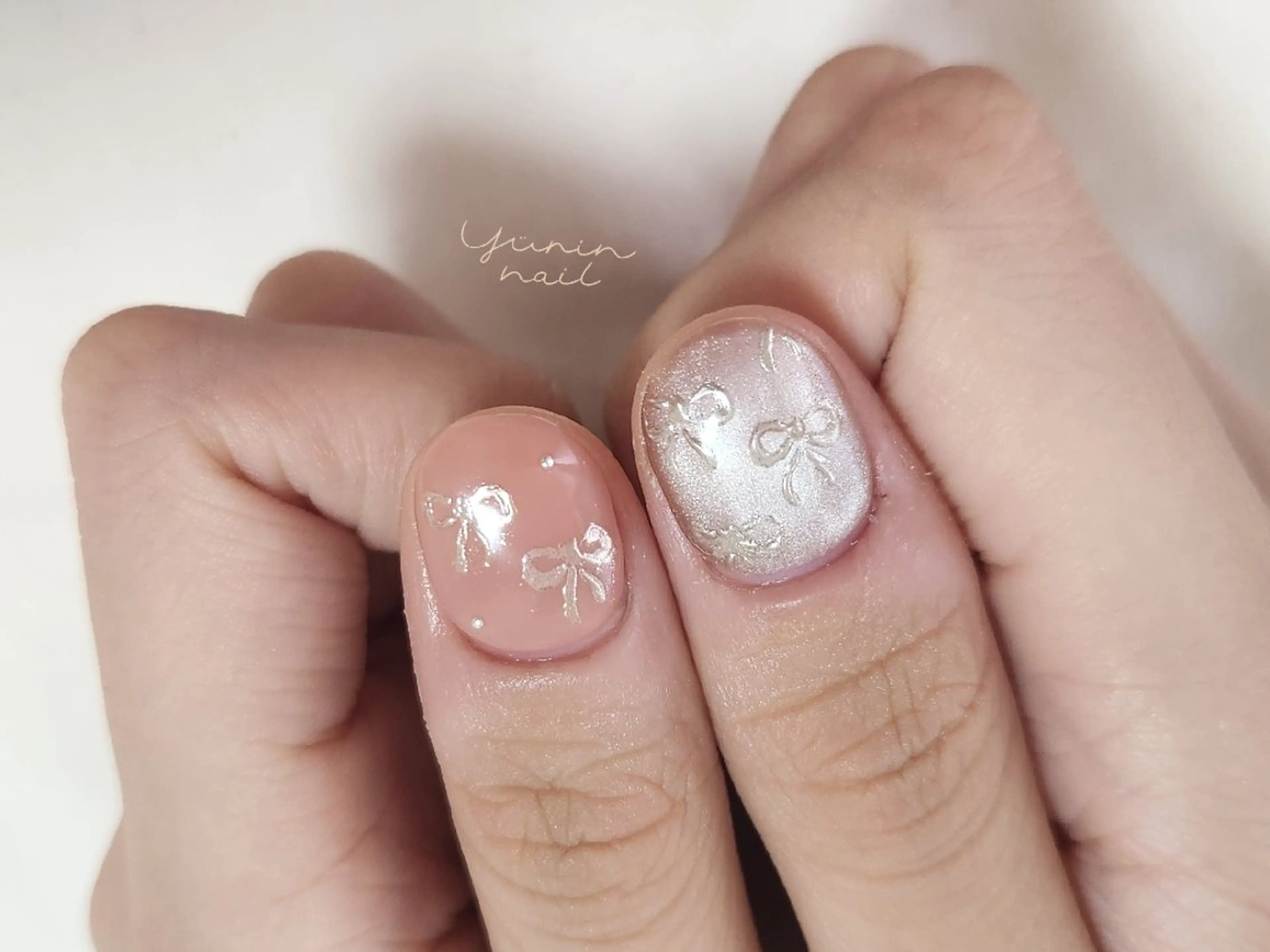 ネイル マグネットネイル リボン ショートネイル専門 yurin nailのネイルデザイン