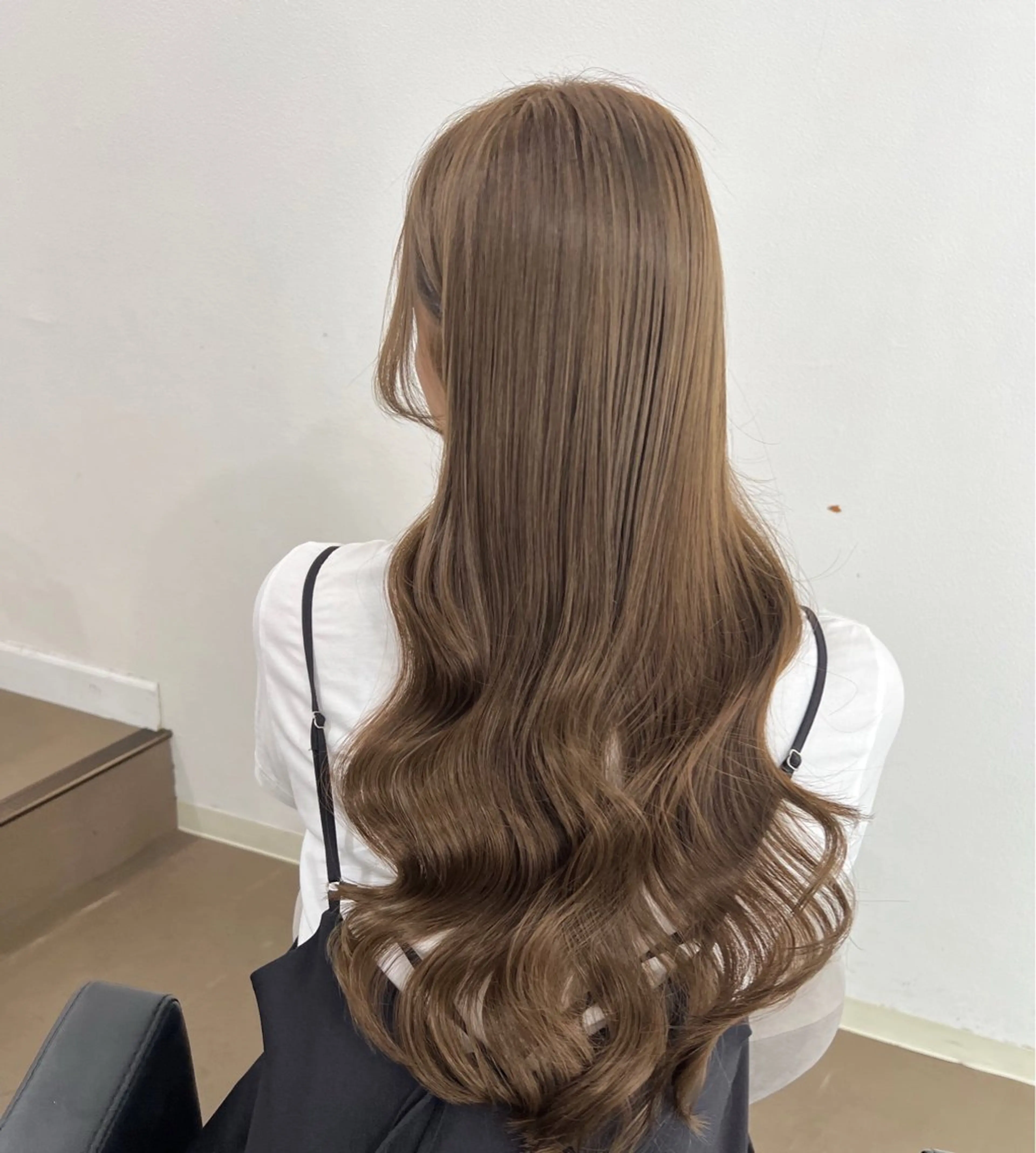 ロング ボブ くびれヘア 髪質改善 韓国風ヘア レイヤーカット 【ioe岡本】🐶 向井歩のヘアスタイル