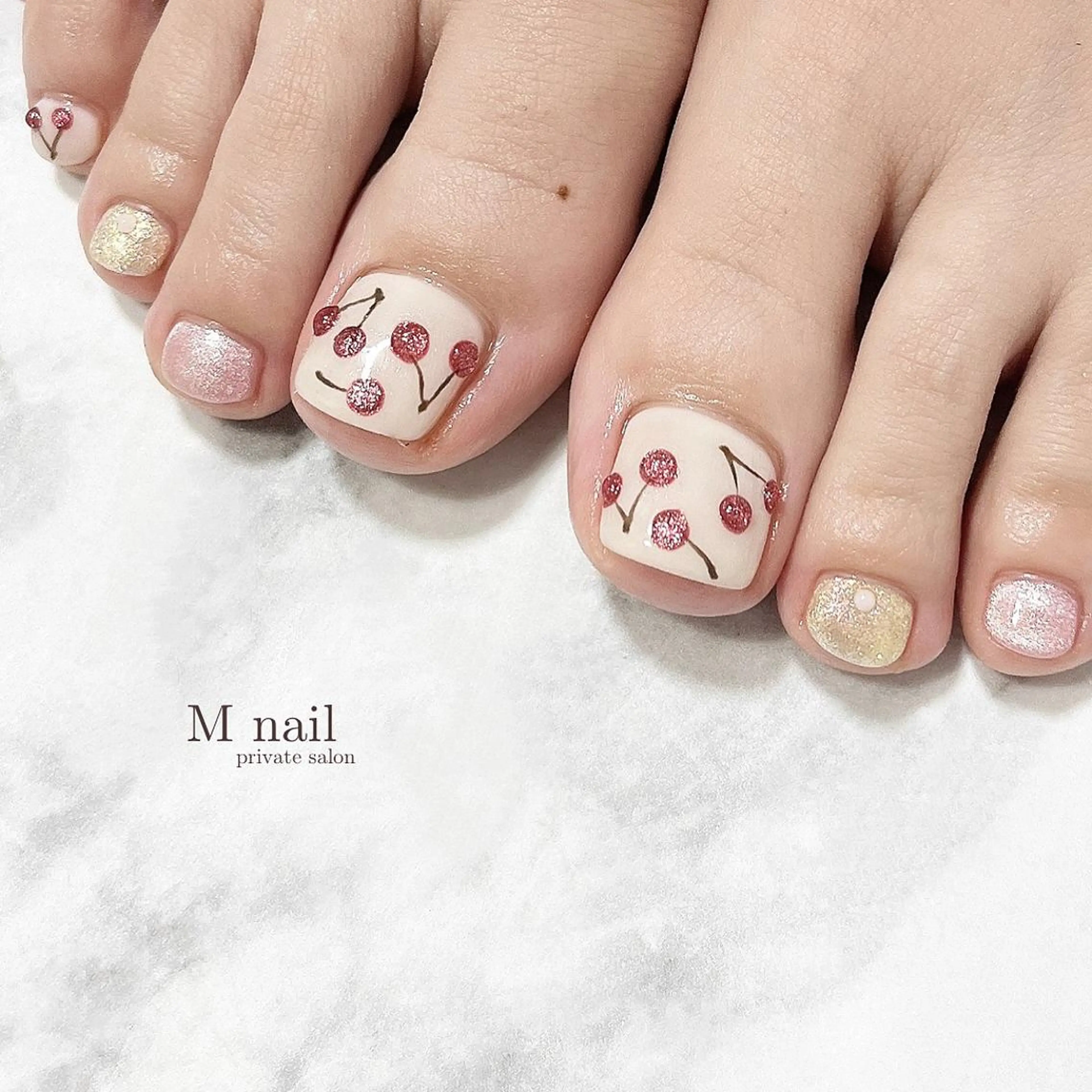 ネイル フットネイル M　nail所属・M nailのネイルデザイン