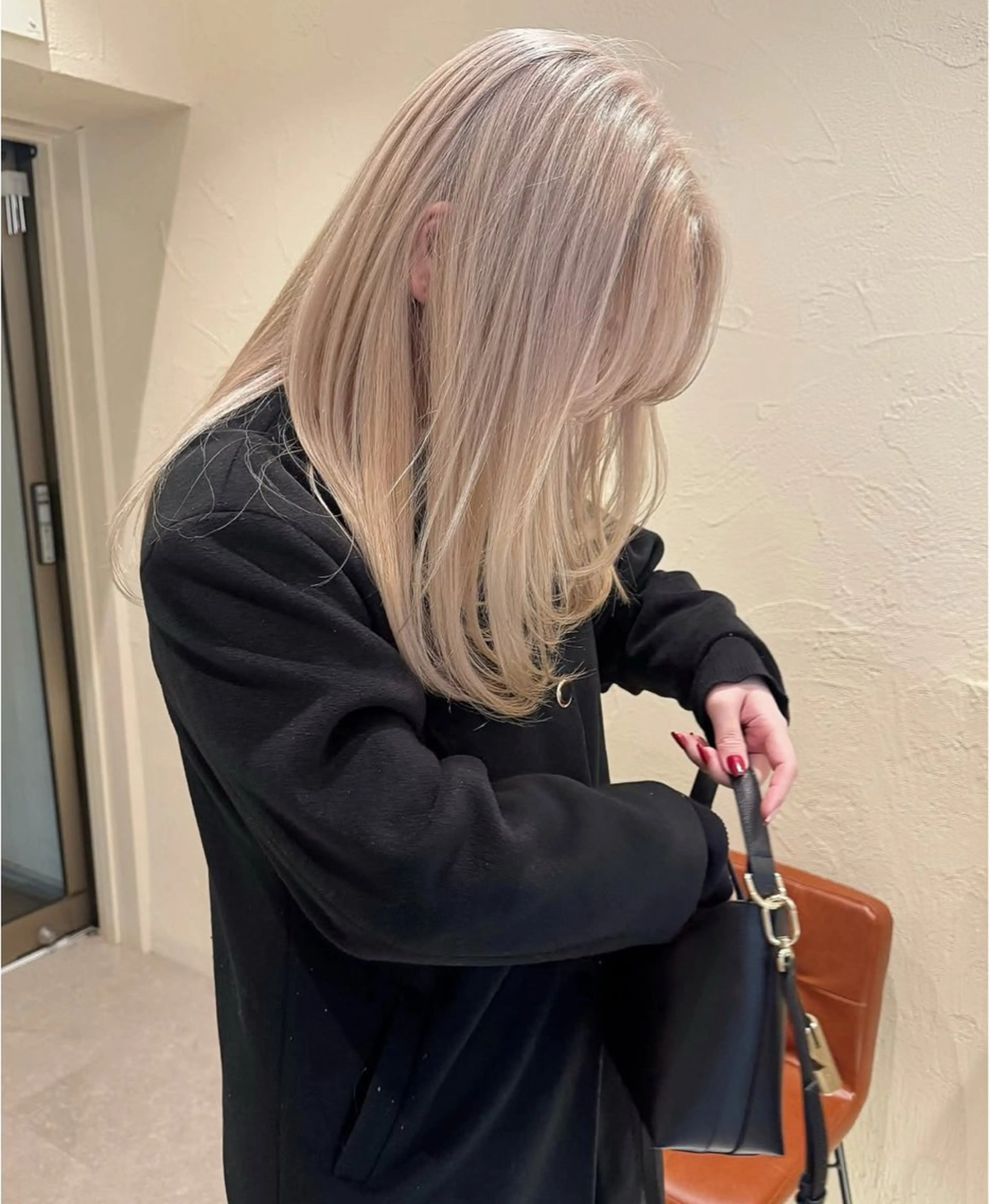 セミロング カラー ヘアアレンジ メンズ メンズブリーチ ブリーチ lit所属・宮本 春花のヘアスタイル