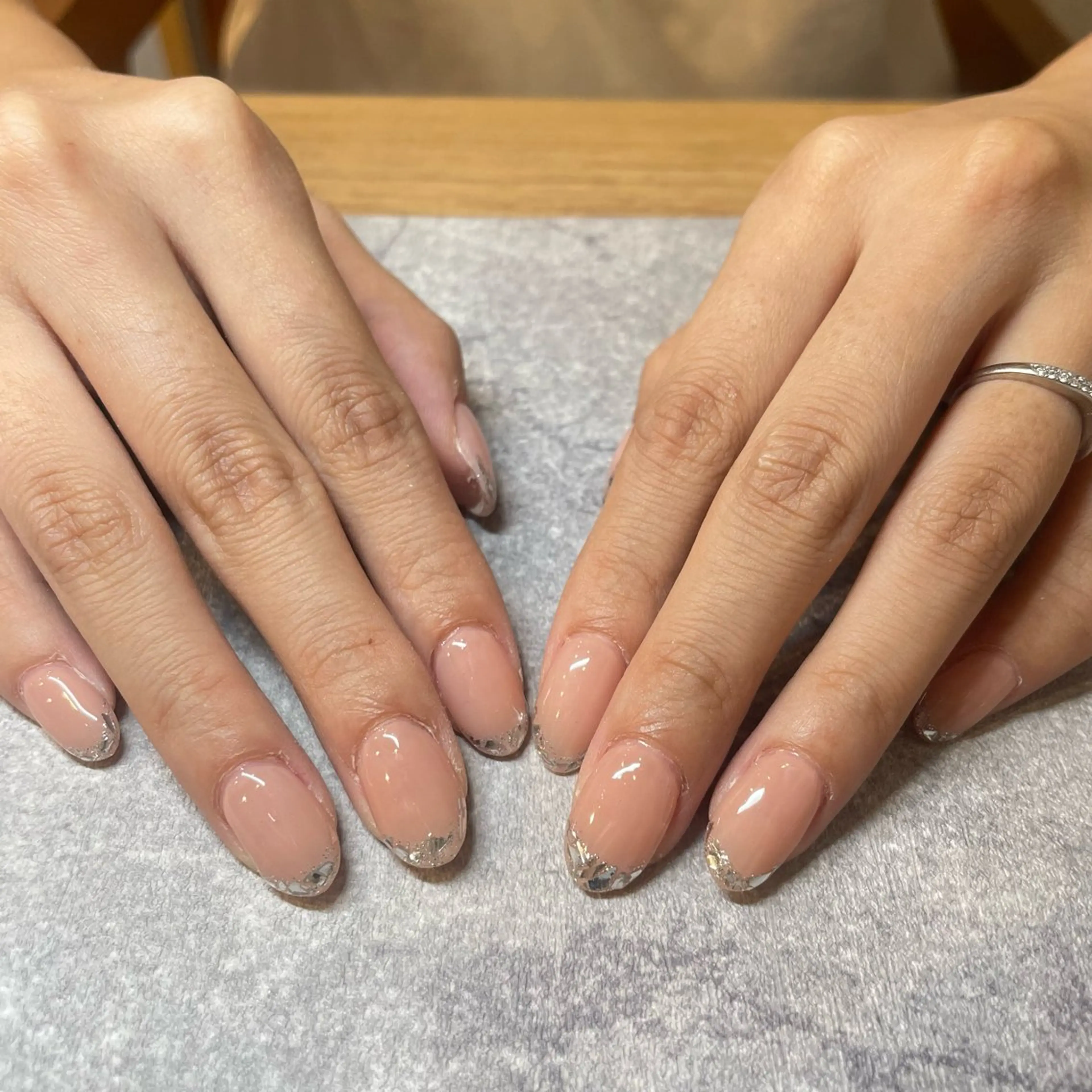 ガラスフレンチ💖/オフィス◎/イニシャルパーツの追加で現場にもピッタリ❣️/オフケア込みの写真