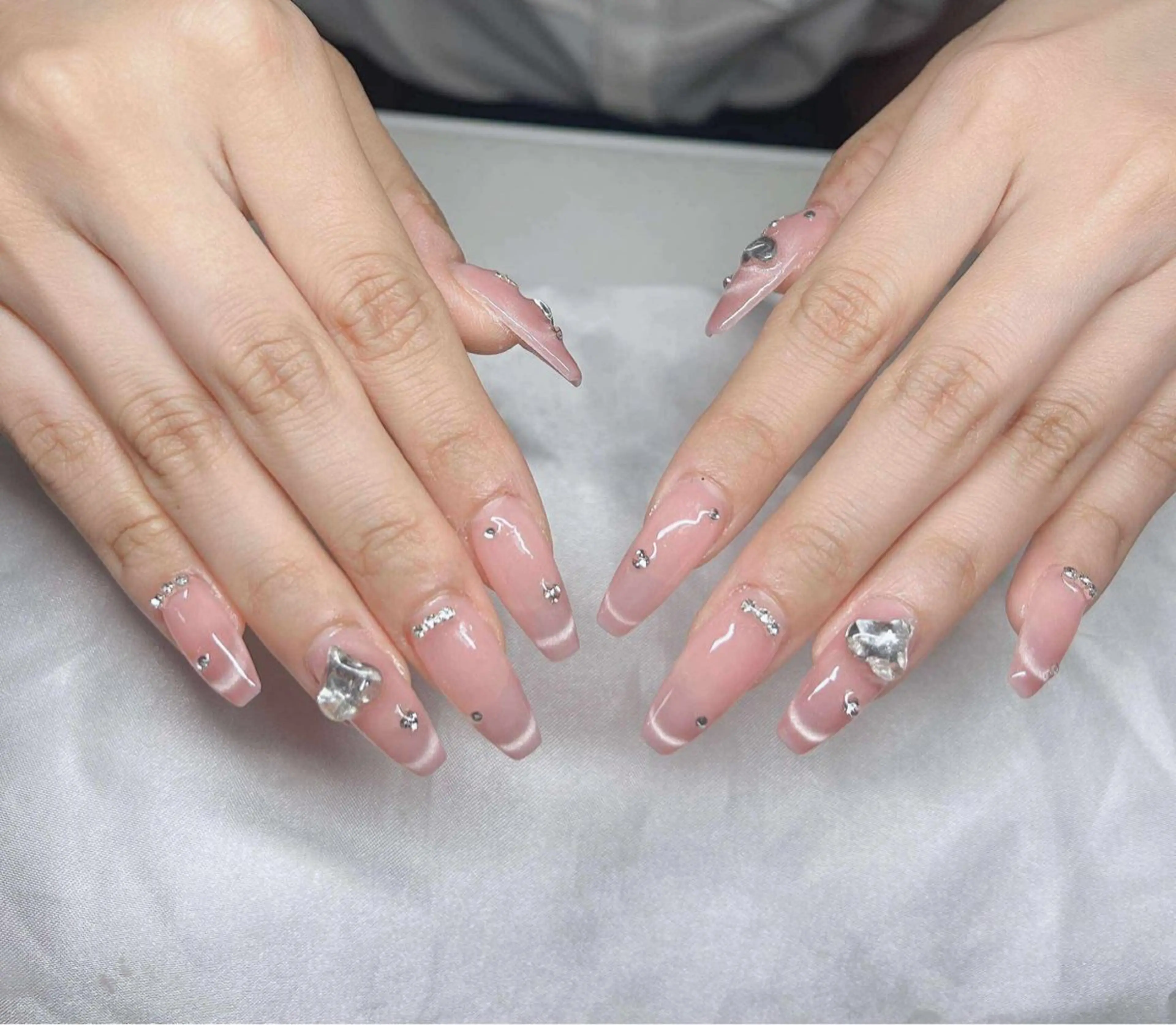 ネイル ハンドネイル Lee Nailsのネイルデザイン