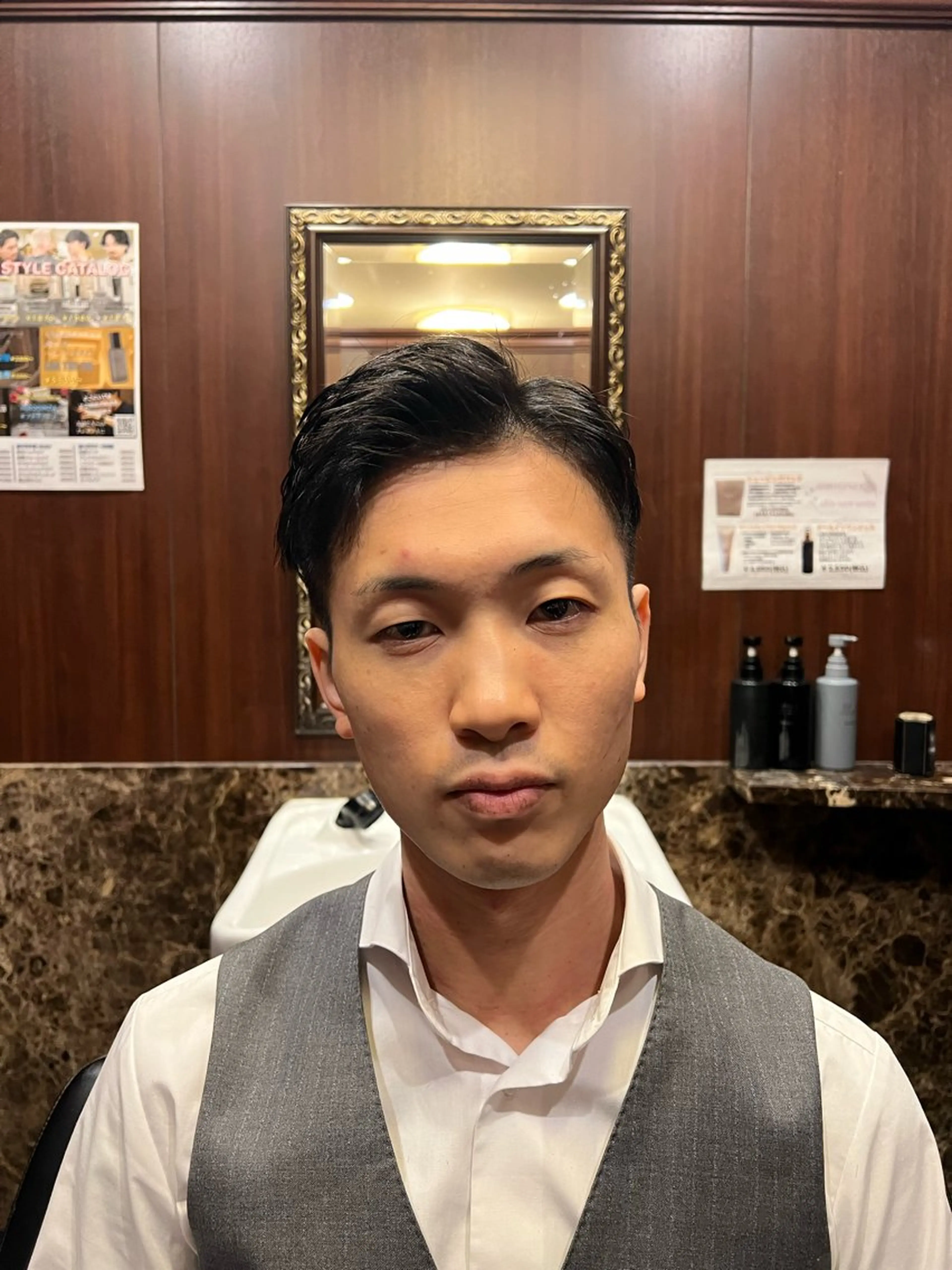 ショート ヒロ銀座バーバーショップ丸の内所属・秋山 琳太のヘアスタイル