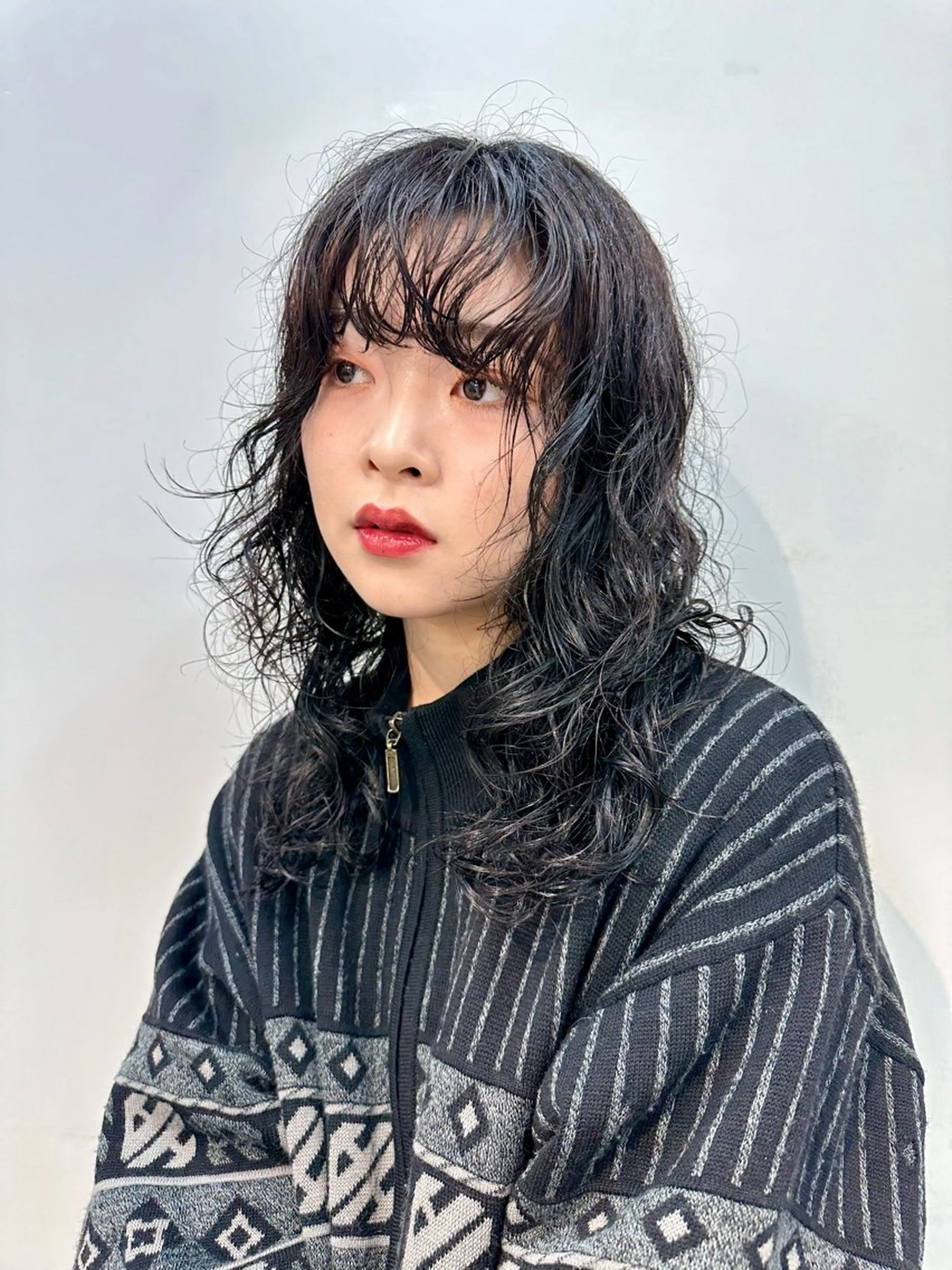 ミディアム カラー パーマ vain所属・パーマウルフショート 濱田匠のヘアスタイル