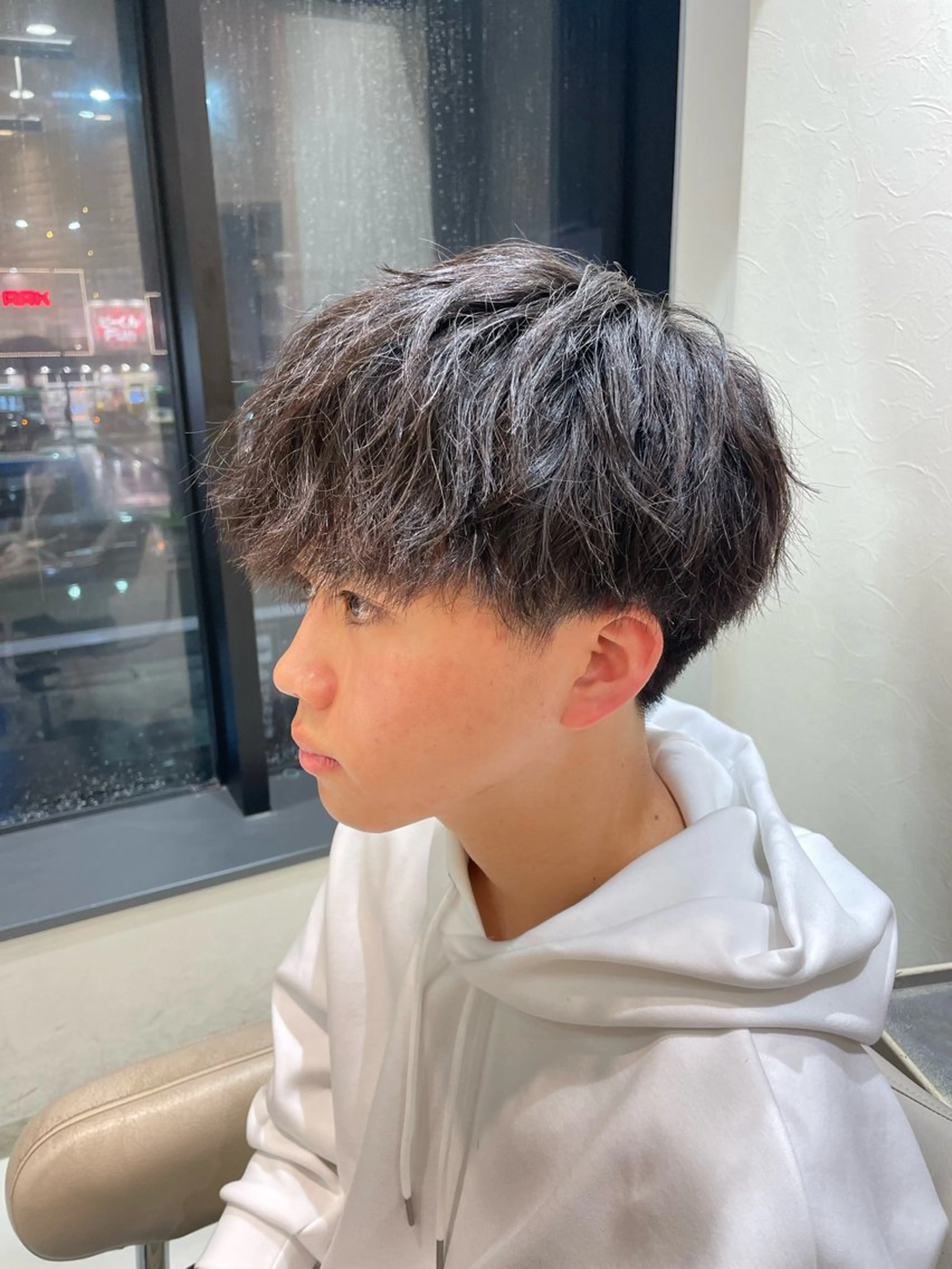 パーマ メンズ 渡辺 愛枝/艶カラー🩵のヘアスタイル