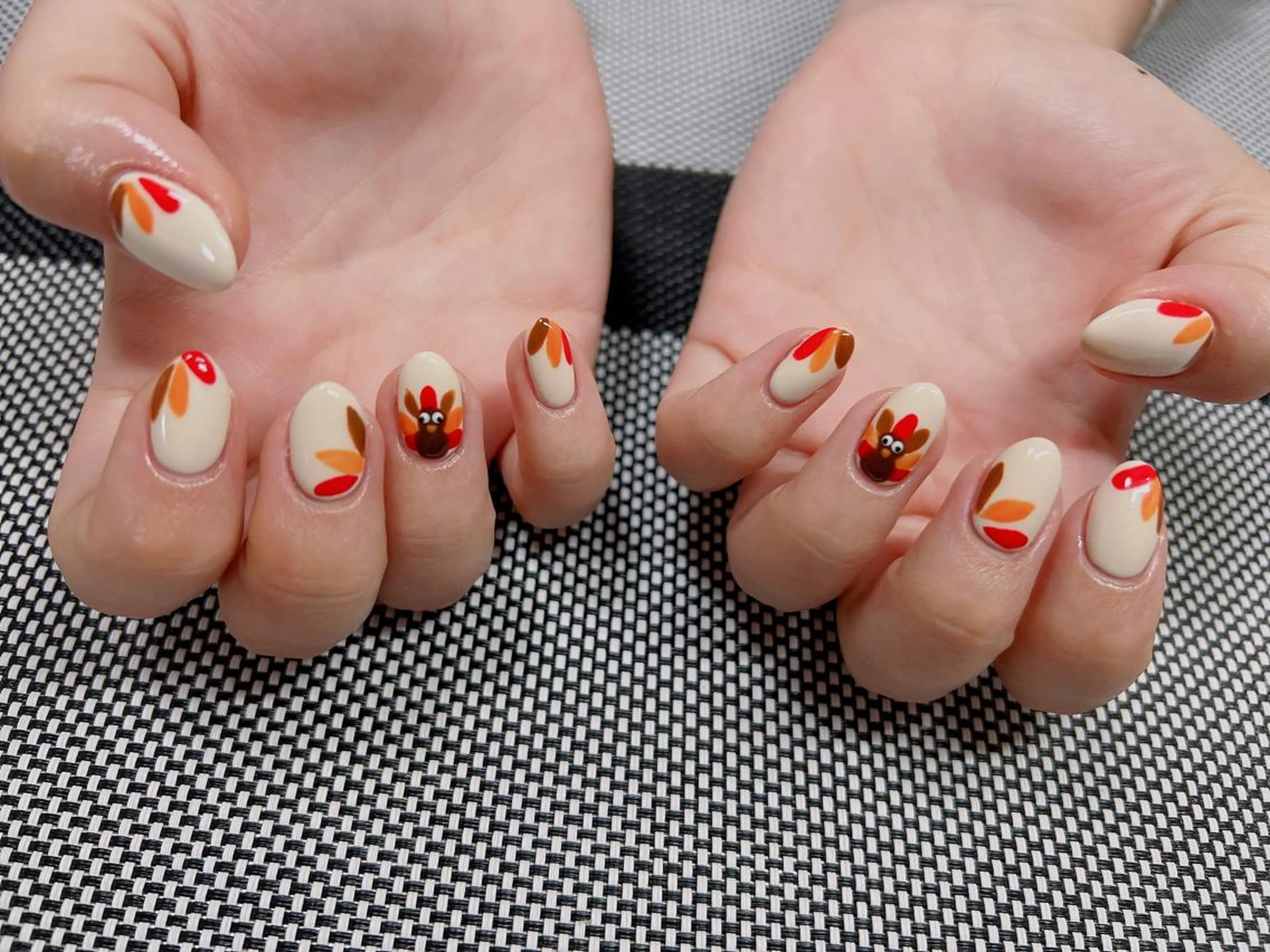 ネイル 林 ✨syousyouのネイルデザイン